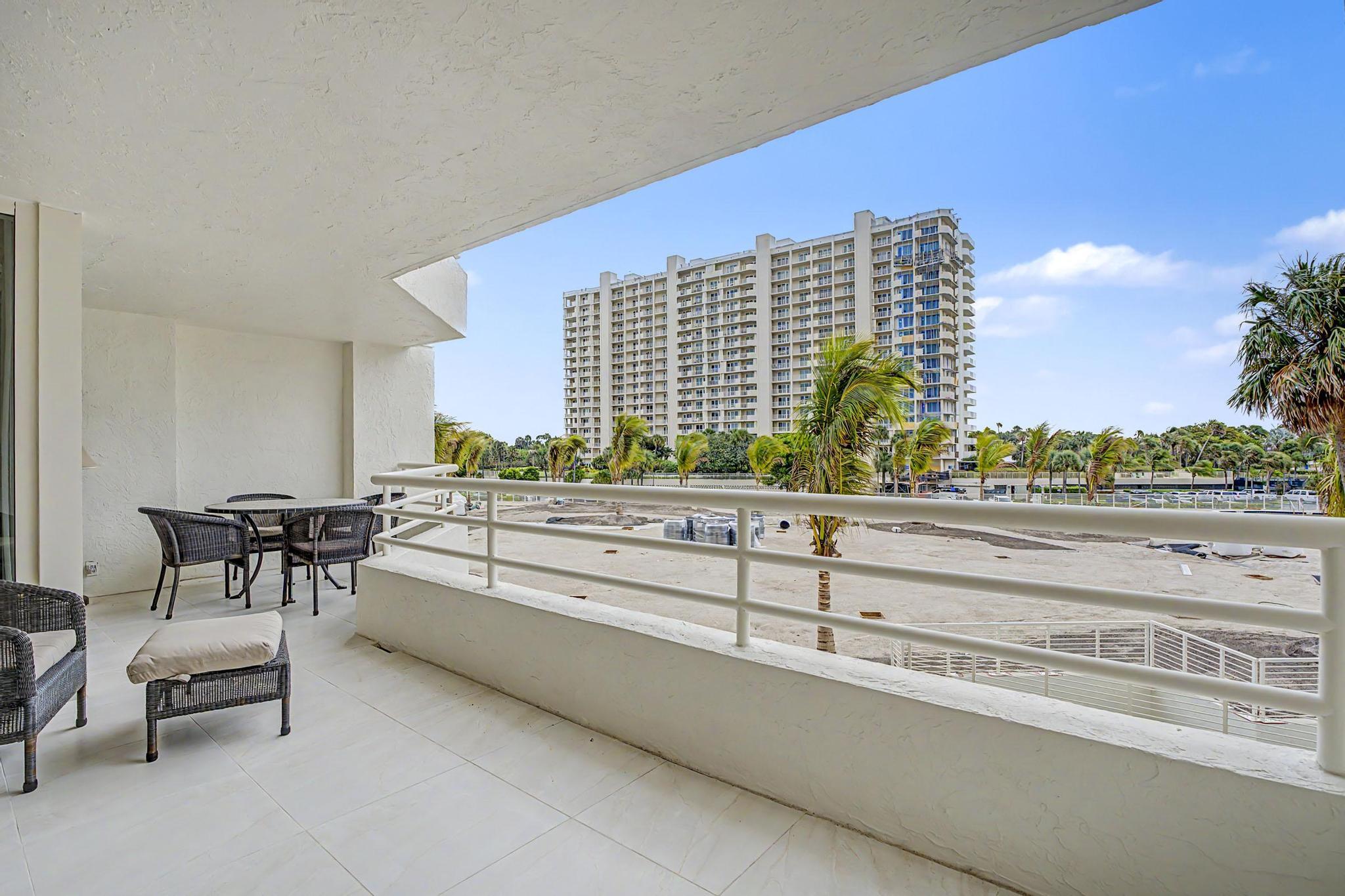 4201 N Ocean Boulevard 203 Property Photo 19