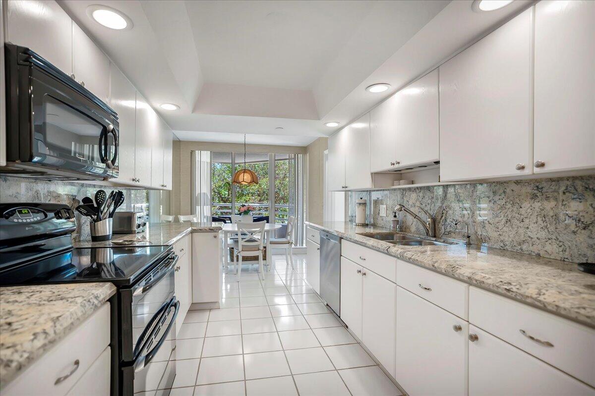 4201 N Ocean Boulevard 203 Property Photo 33