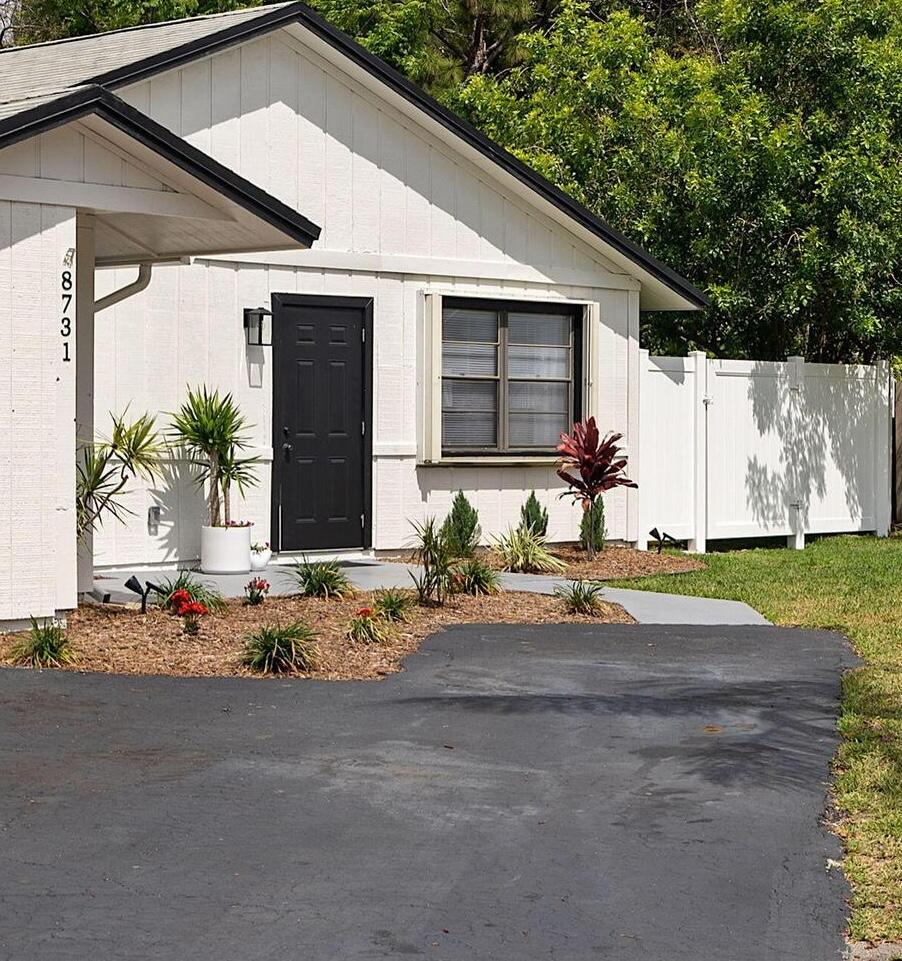8731 Uranus Terrace Property Photo 1