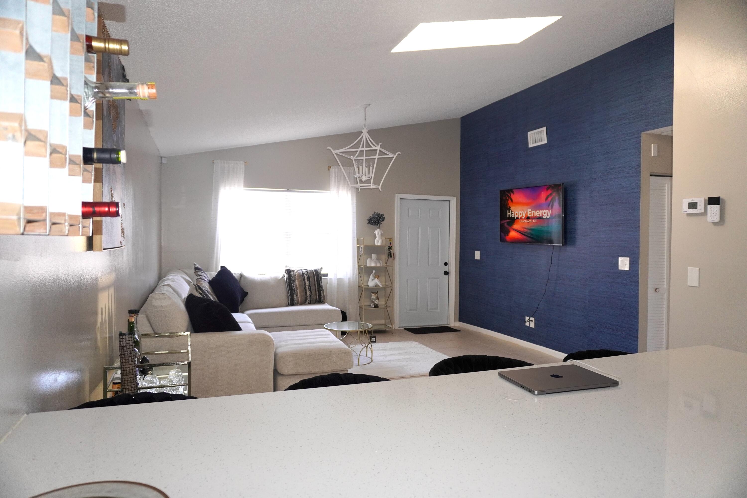 8731 Uranus Terrace Property Photo 6