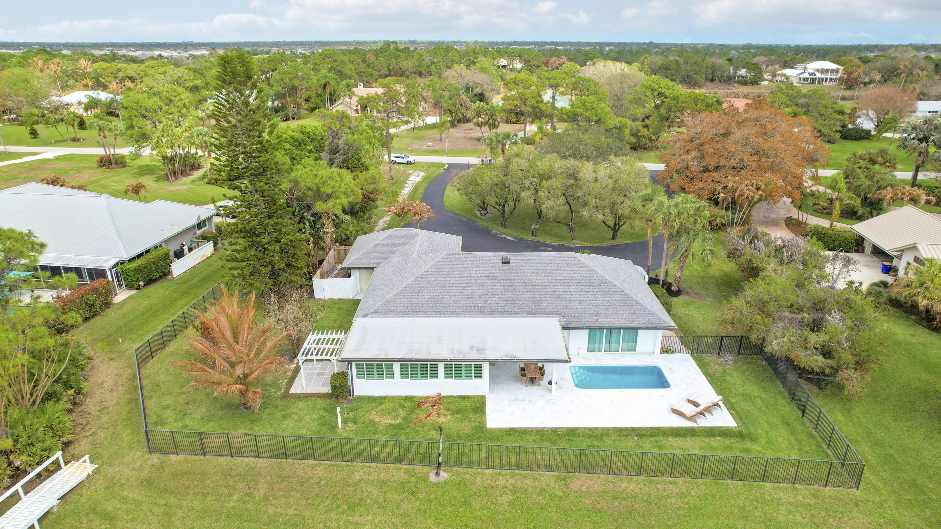 4042 Sw Bimini Circle N Property Photo 25