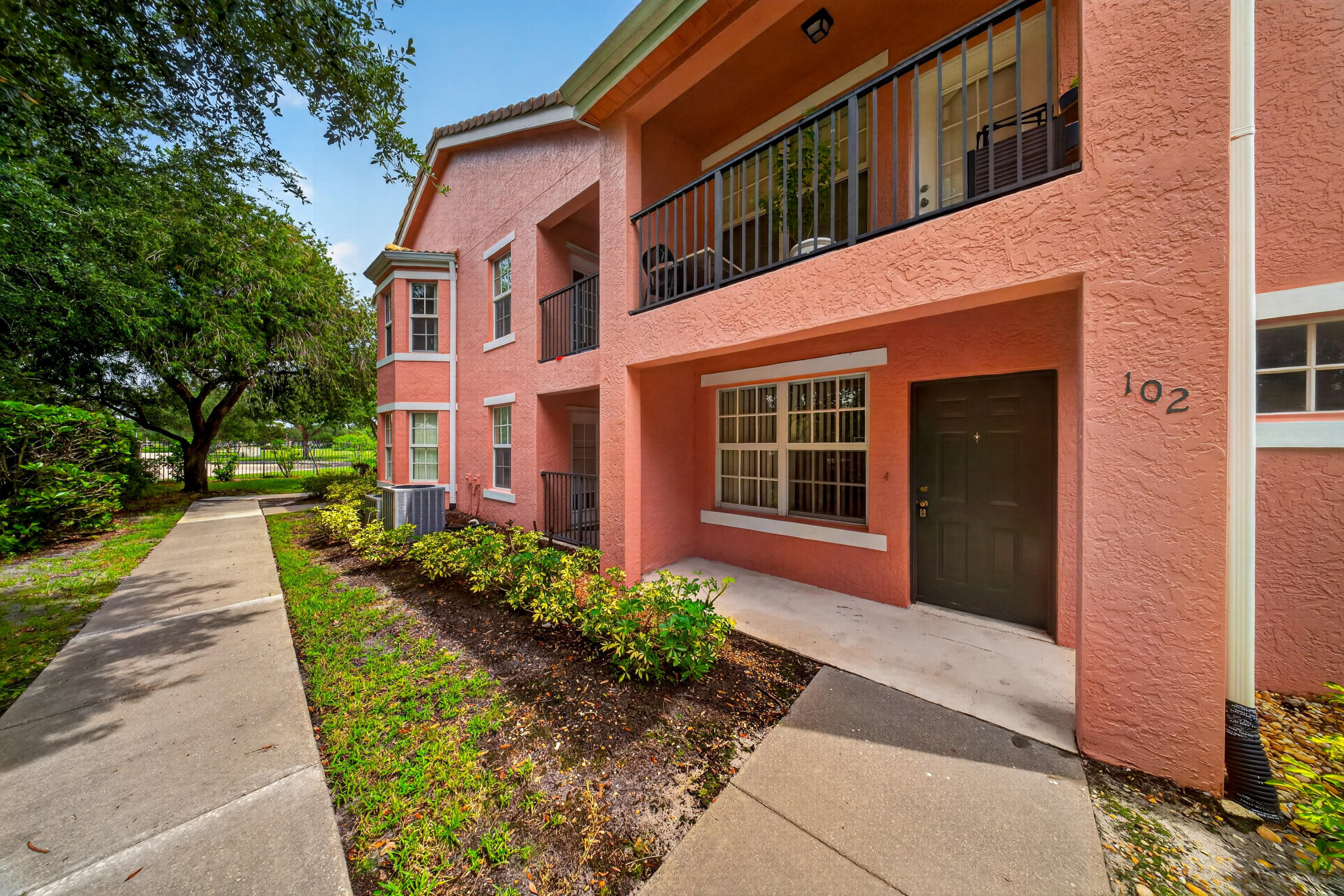 150 Sw Peacock Boulevard 26-102 Property Photo 1