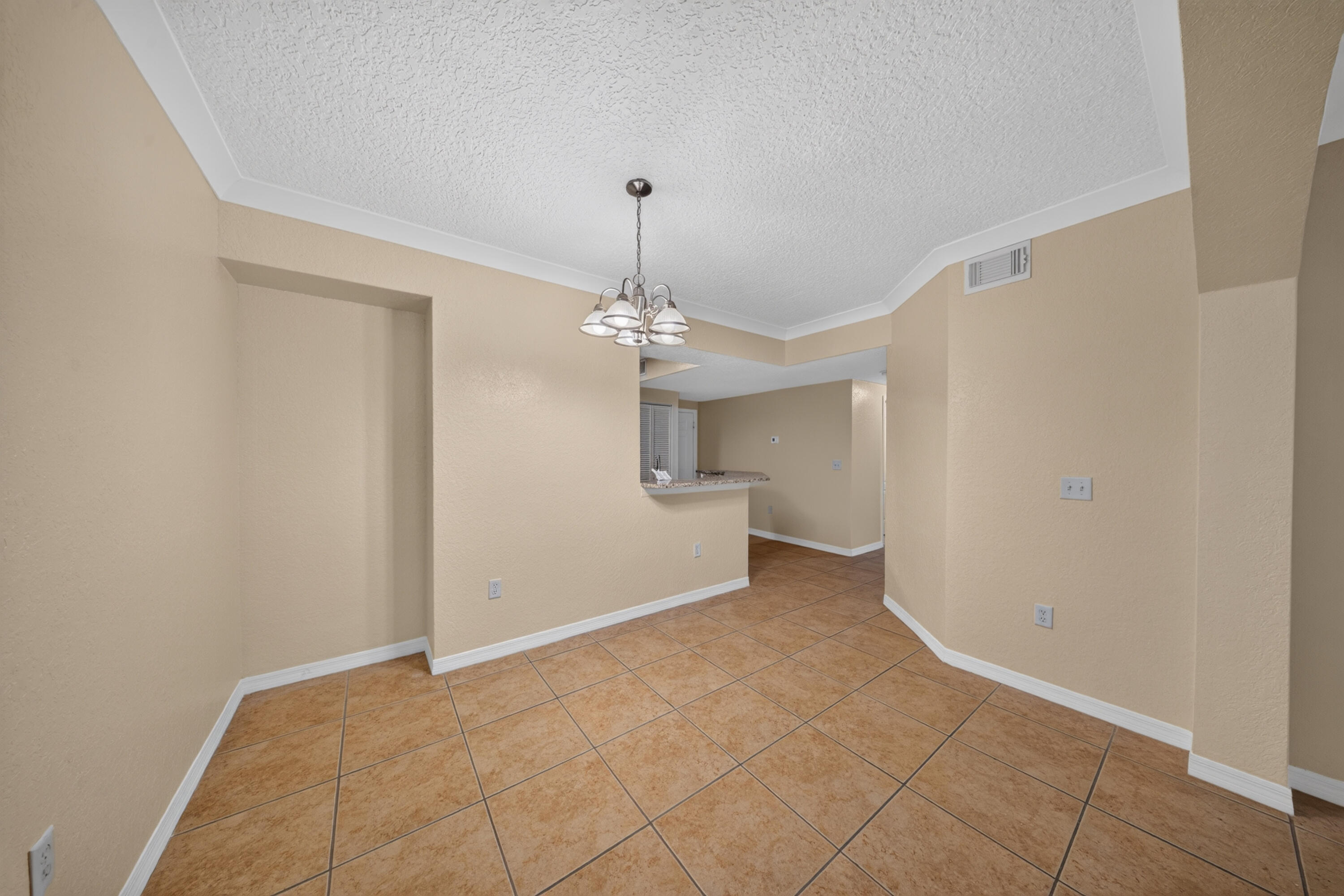 150 Sw Peacock Boulevard 26-102 Property Photo 3