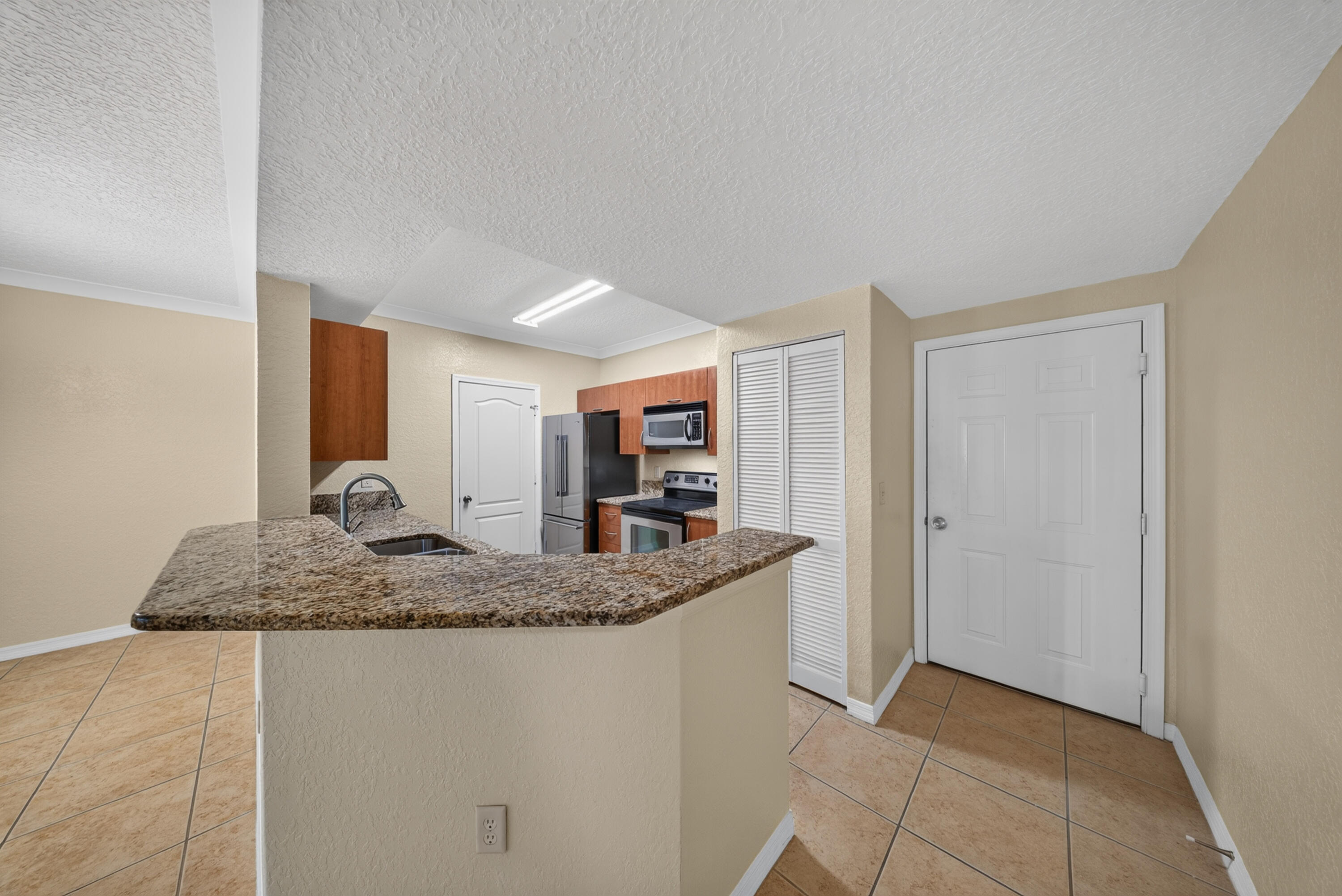 150 Sw Peacock Boulevard 26-102 Property Photo 8
