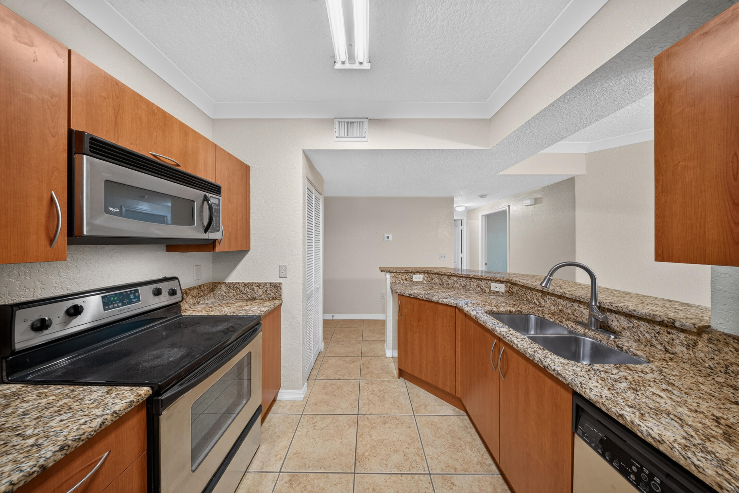 150 Sw Peacock Boulevard 26-102 Property Photo 13