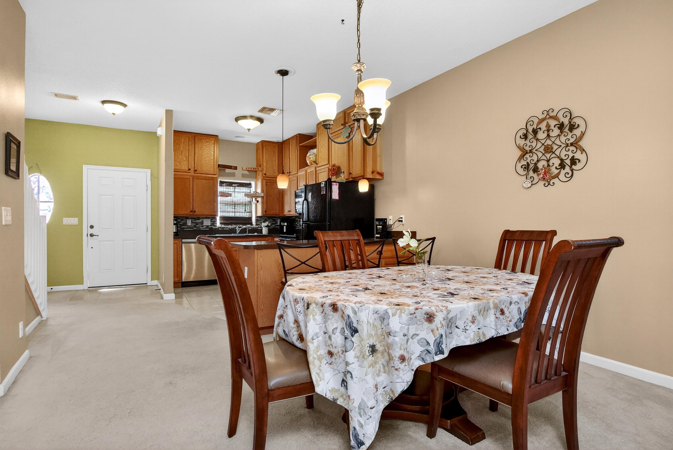 1911 77th Drive Property Photo 10