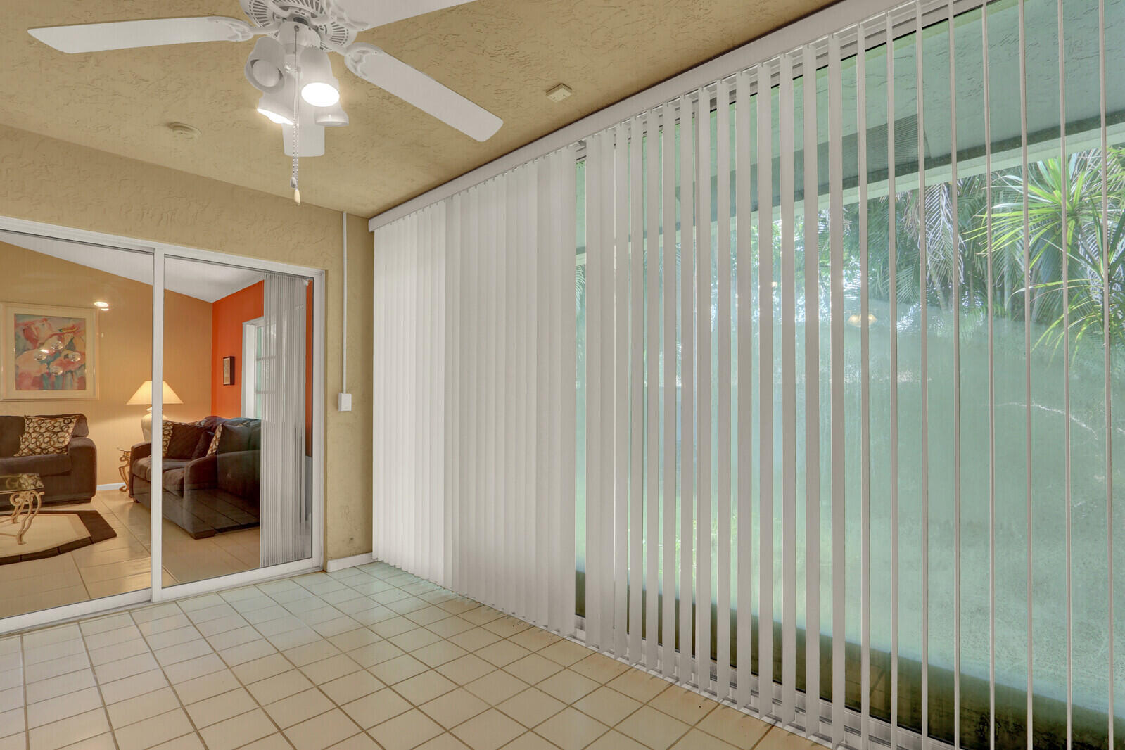 9904 Summerbrook Terrace B Property Photo 9