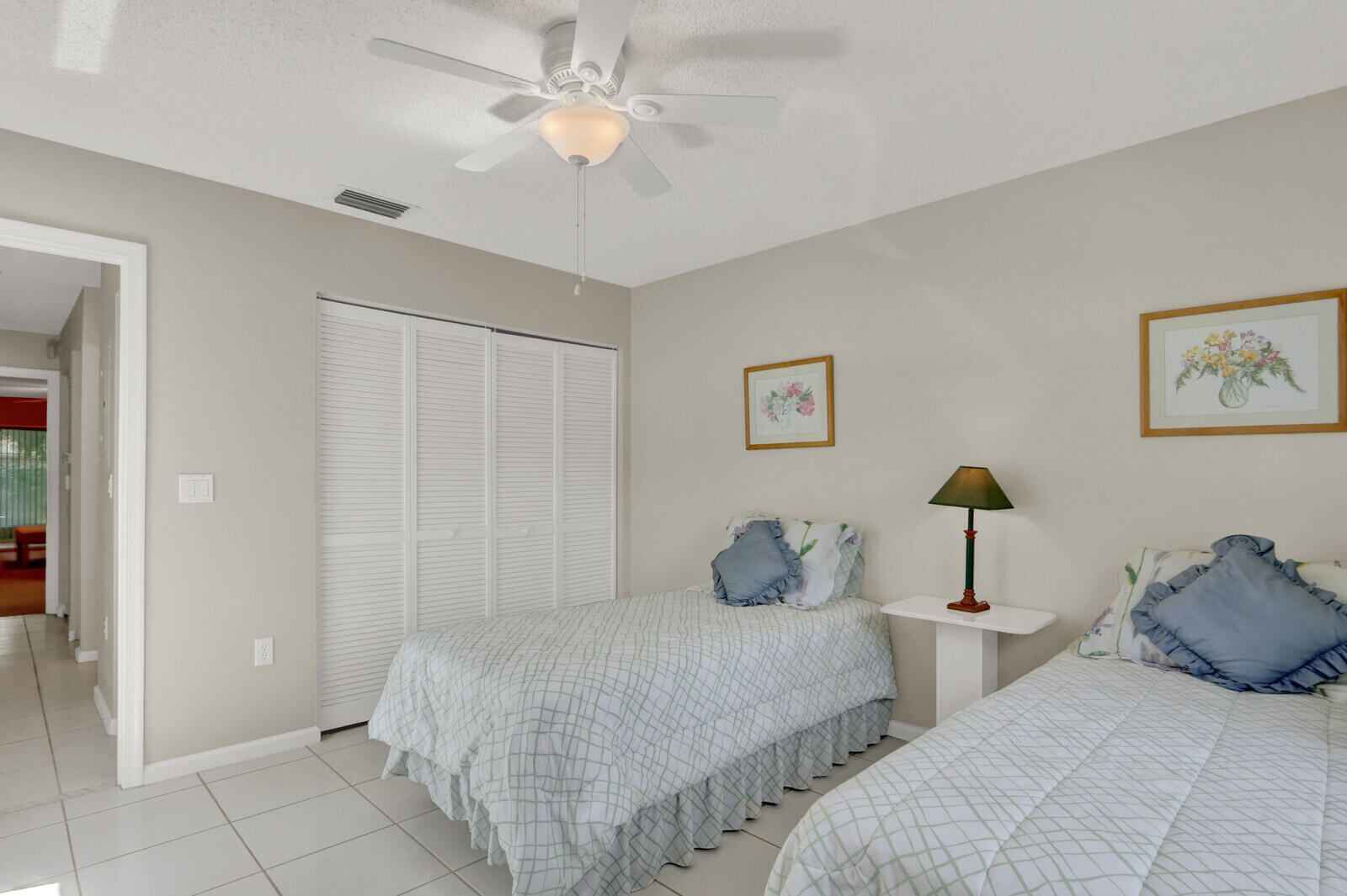 9904 Summerbrook Terrace B Property Photo 27