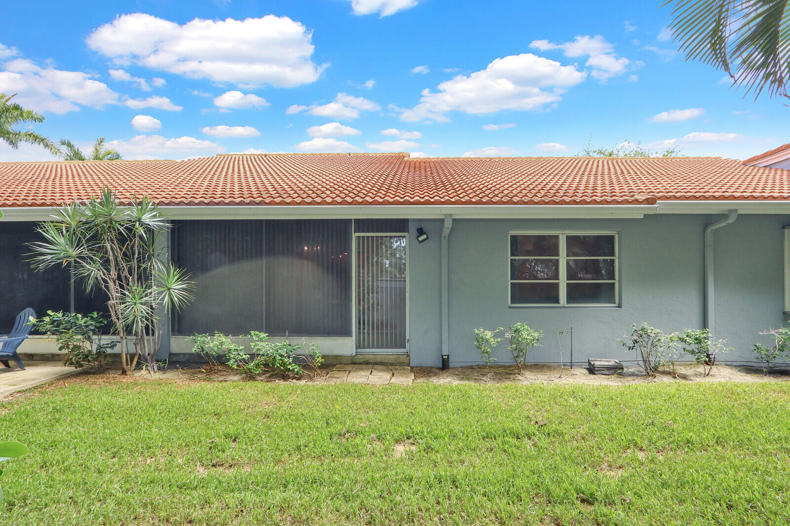 9904 Summerbrook Terrace B Property Photo 31