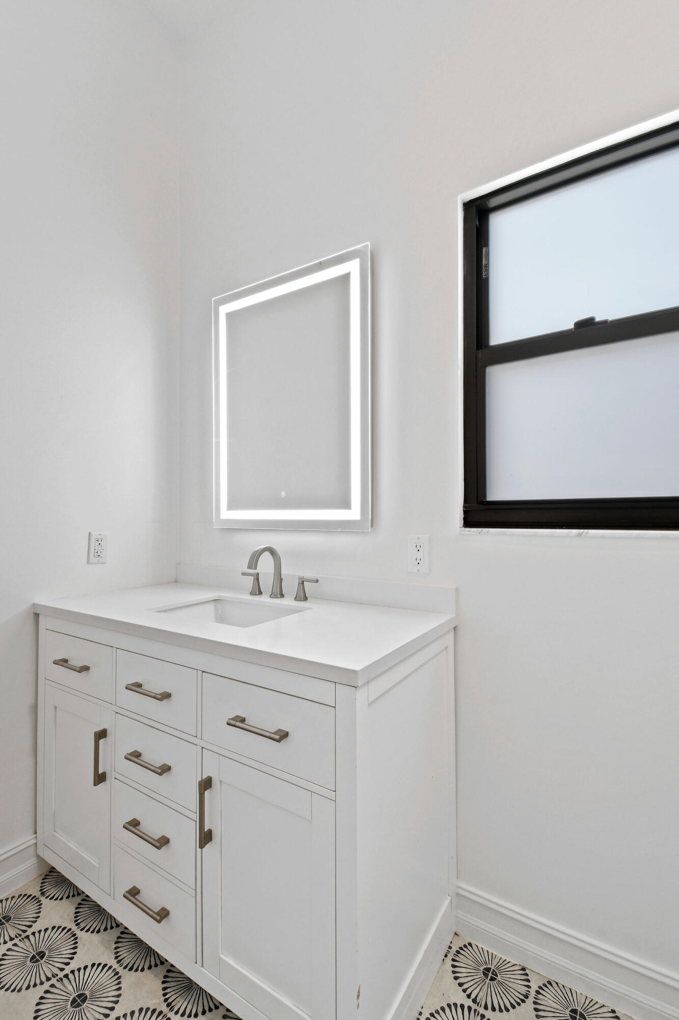 12880 S Shore Drive Property Photo 34