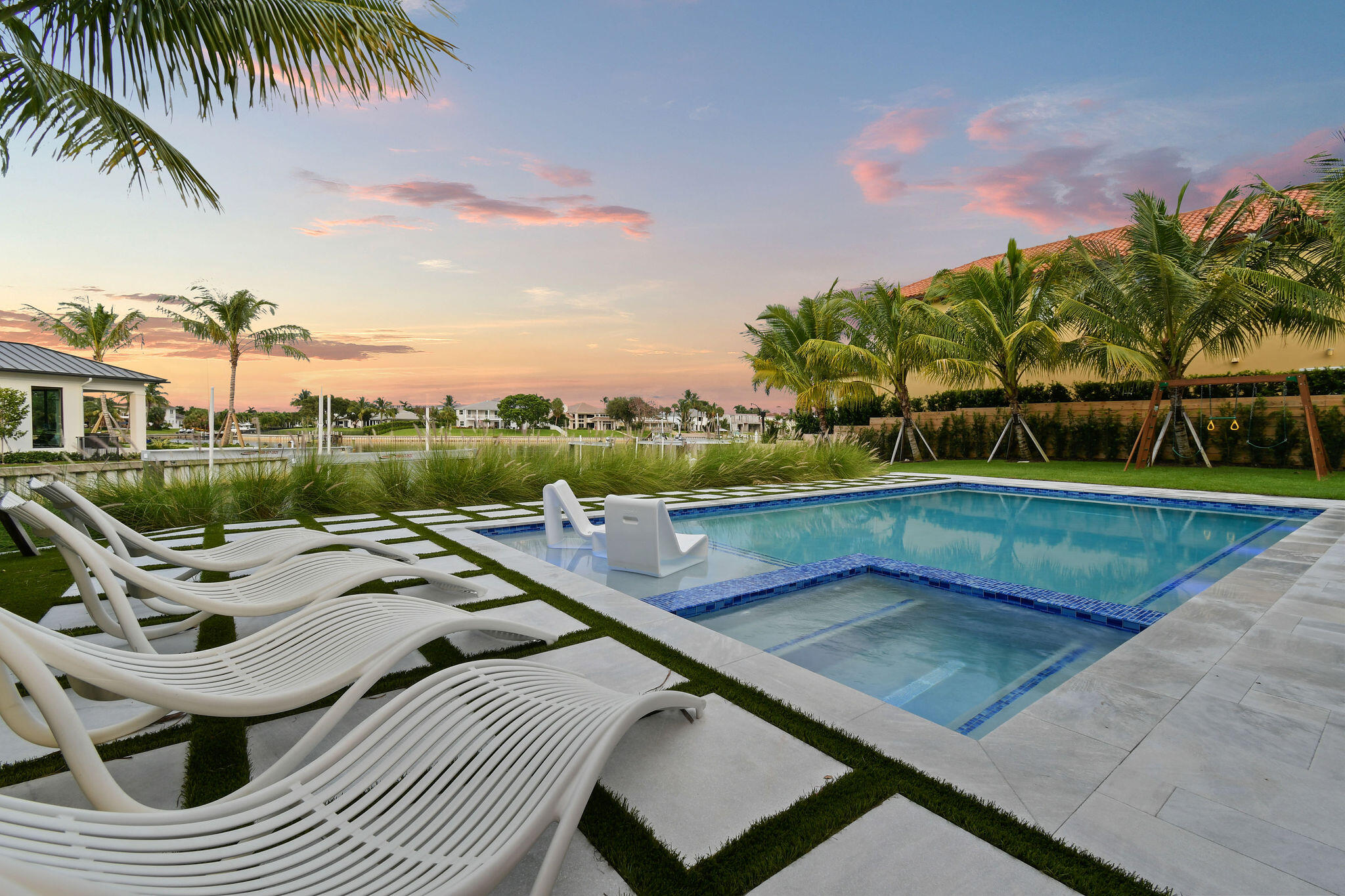 12880 S Shore Drive Property Photo 40