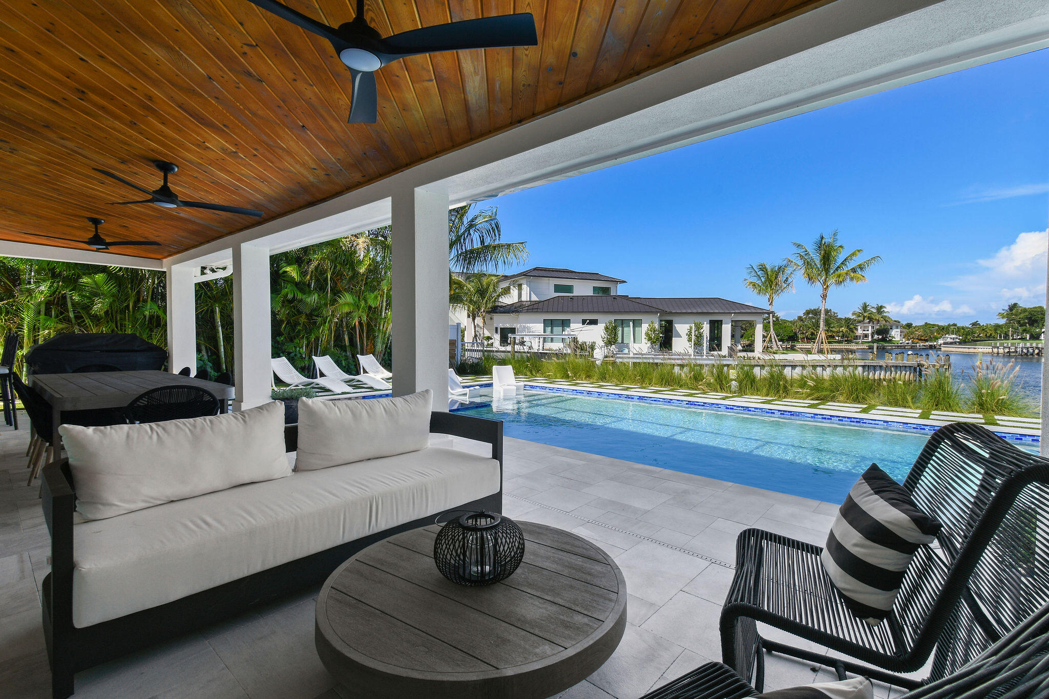 12880 S Shore Drive Property Photo 41