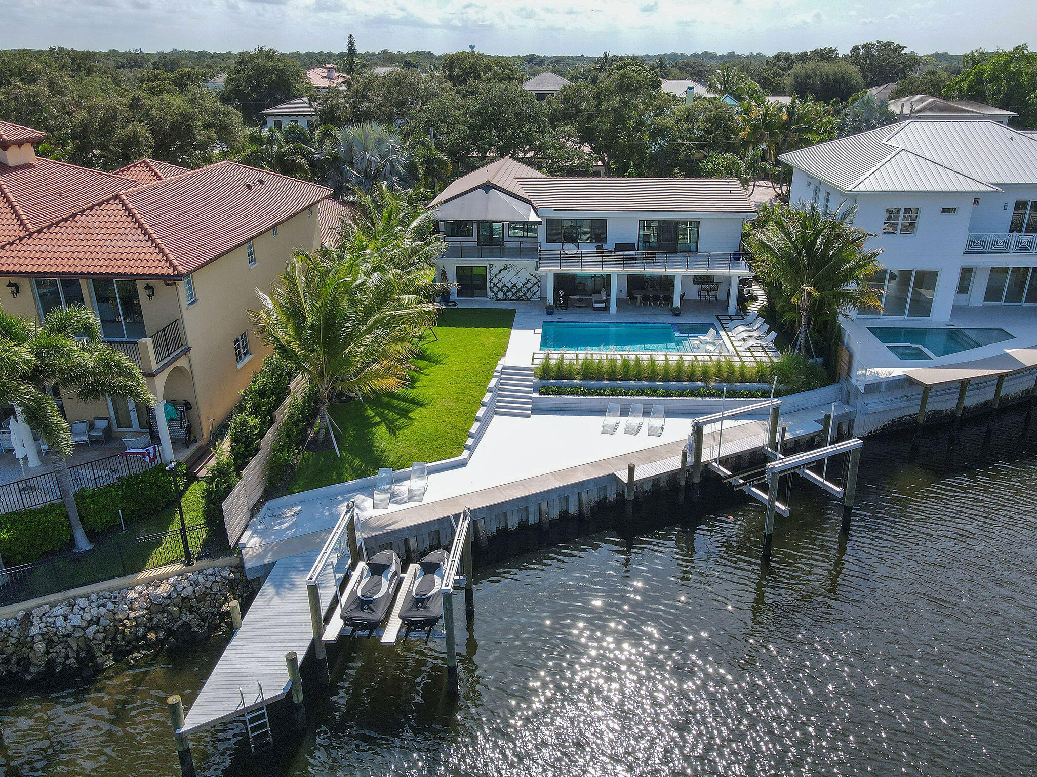 12880 S Shore Drive Property Photo 54