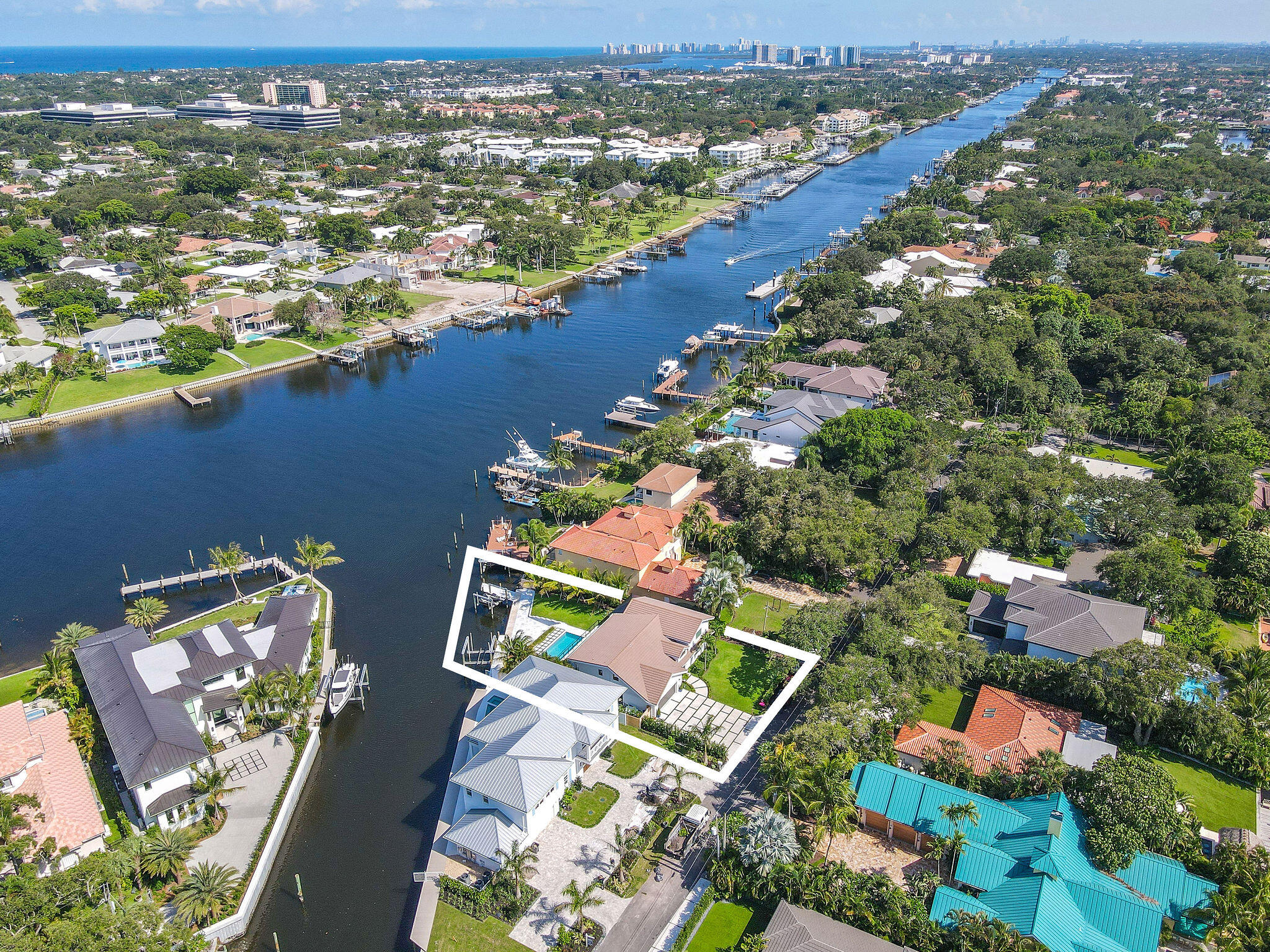 12880 S Shore Drive Property Photo 56
