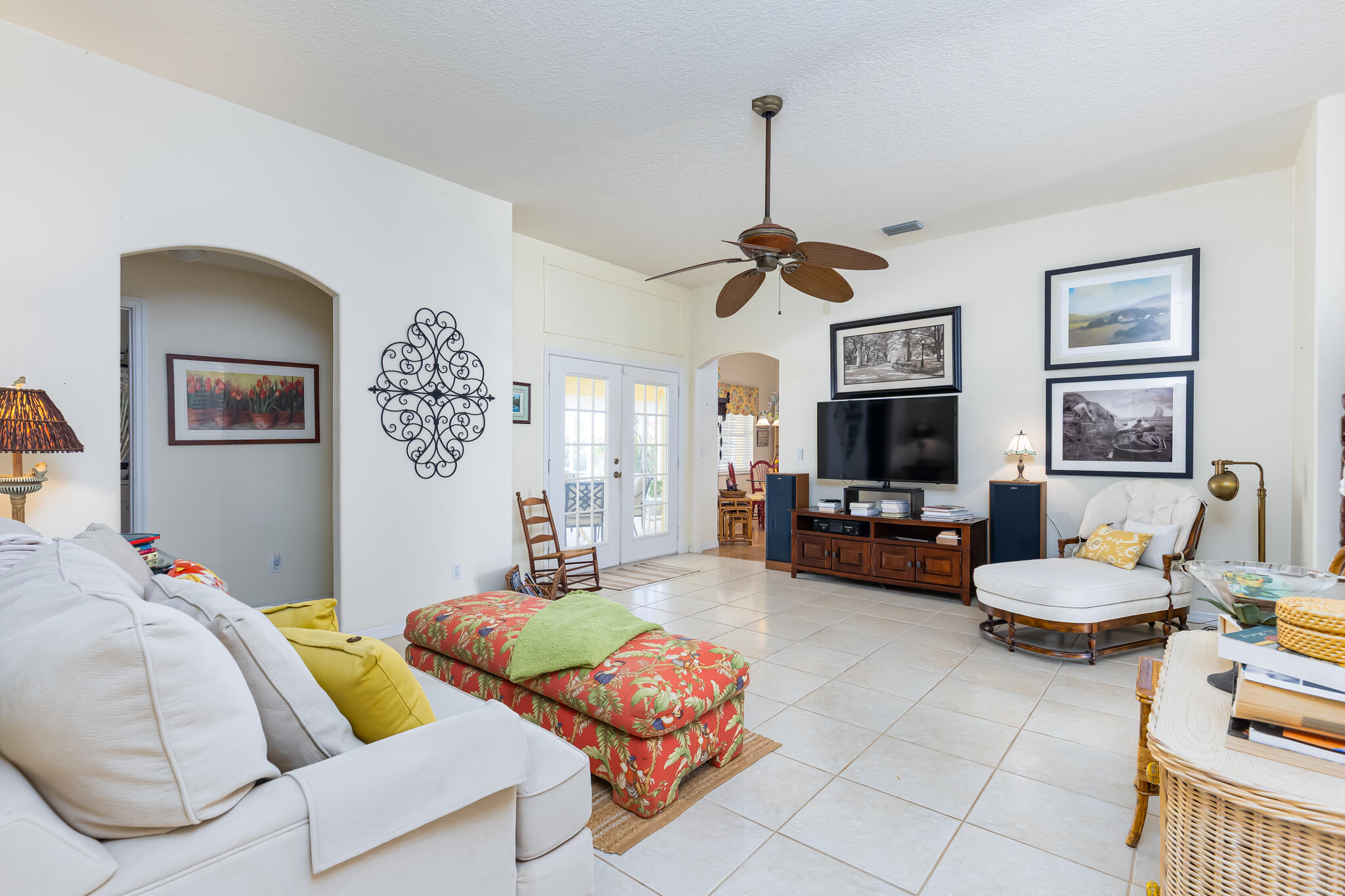 2017 Se Allamanda Drive Property Photo 8