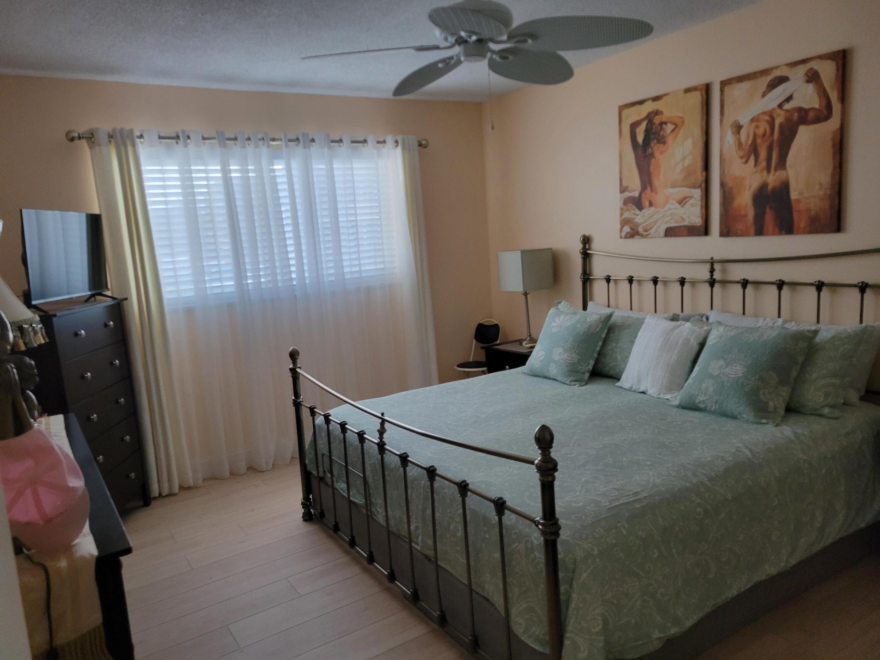 700 Lori Drive 203 Property Photo 4