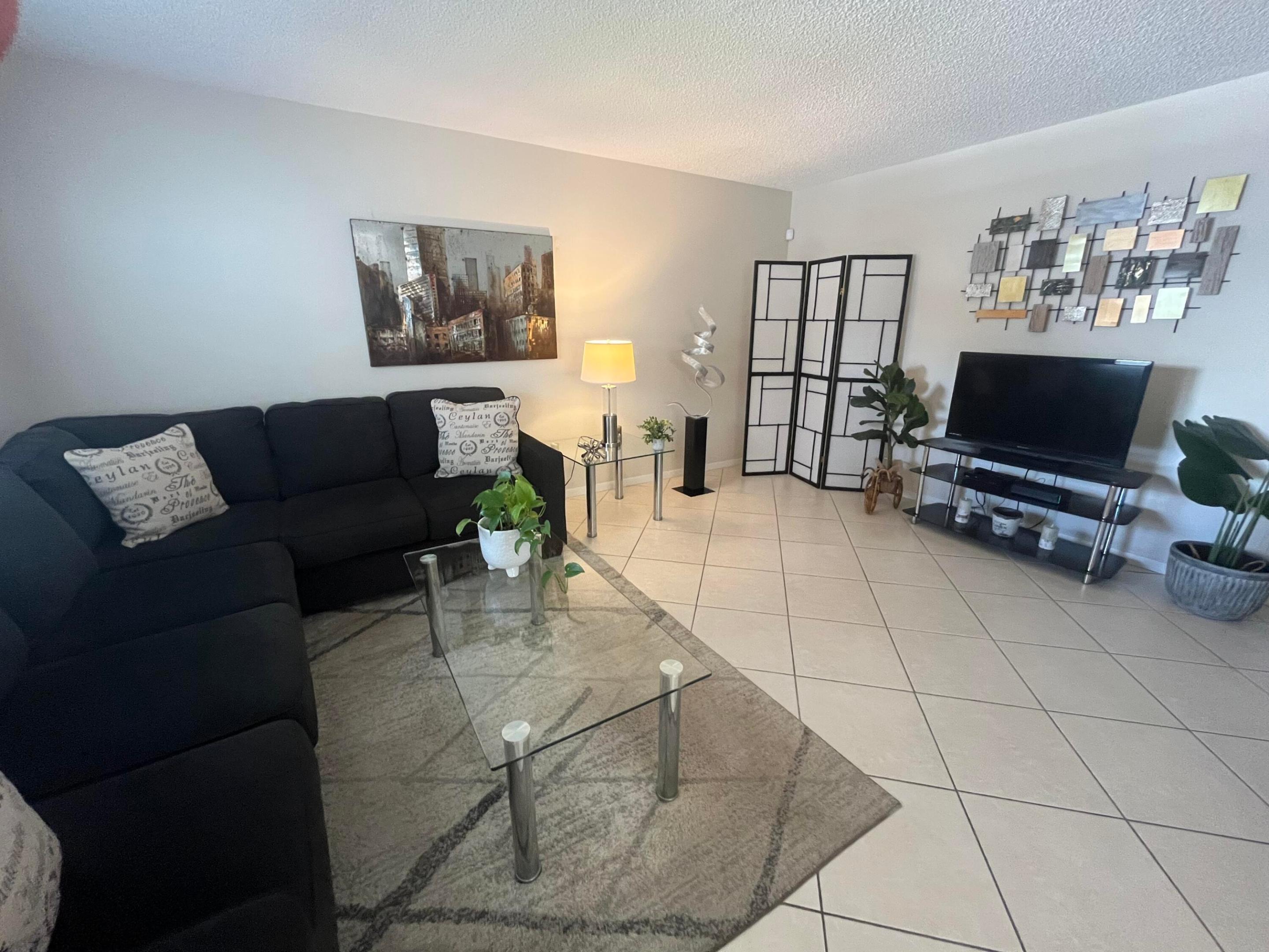 142 Normandy C Property Photo 13
