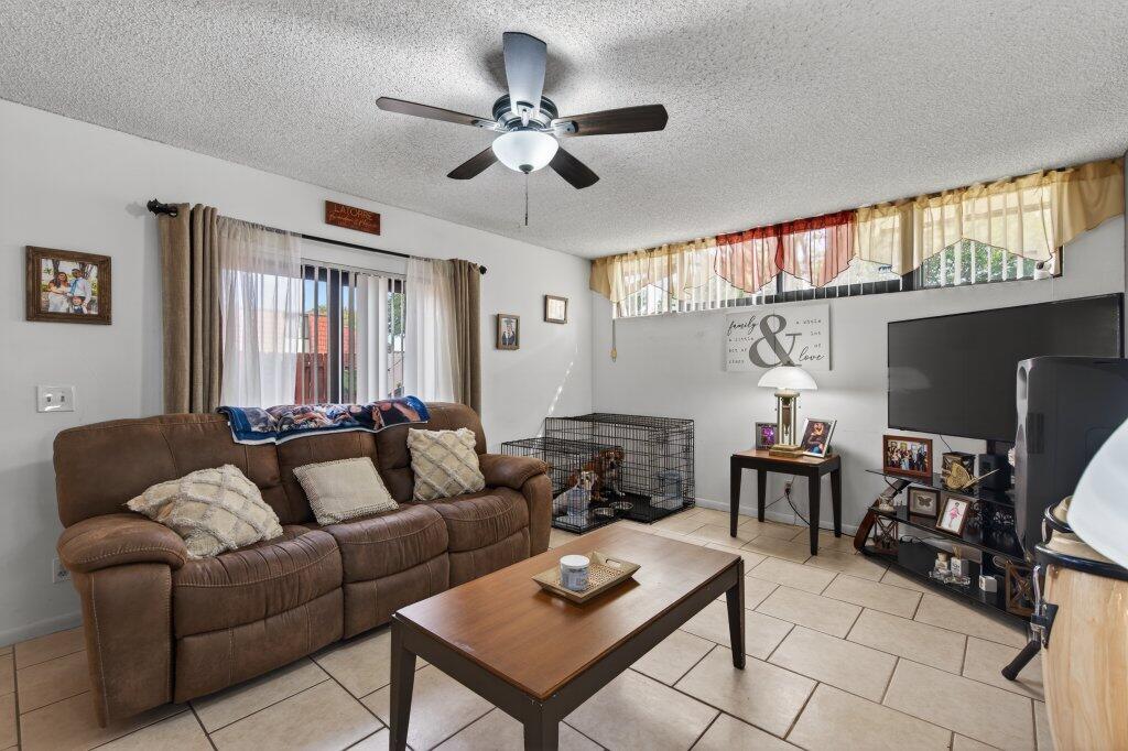 3838 Victoria Drive Property Photo 4