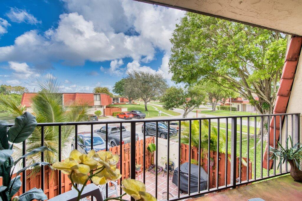 3838 Victoria Drive Property Photo 26