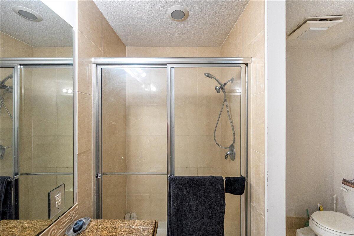 36 Harbour Isle Drive W 106 Property Photo 17