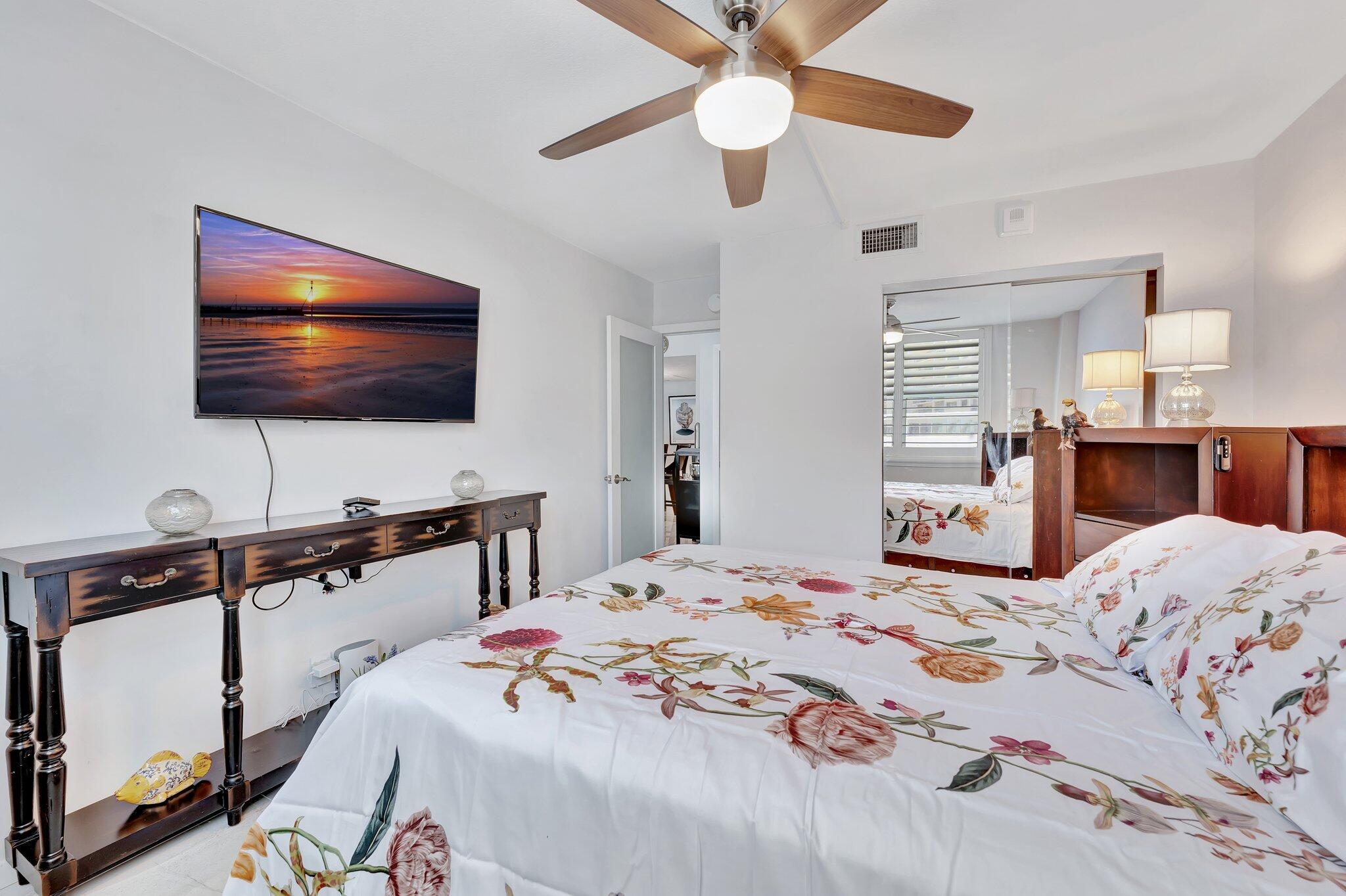 1900 S Ocean Boulevard 8g Property Photo 20