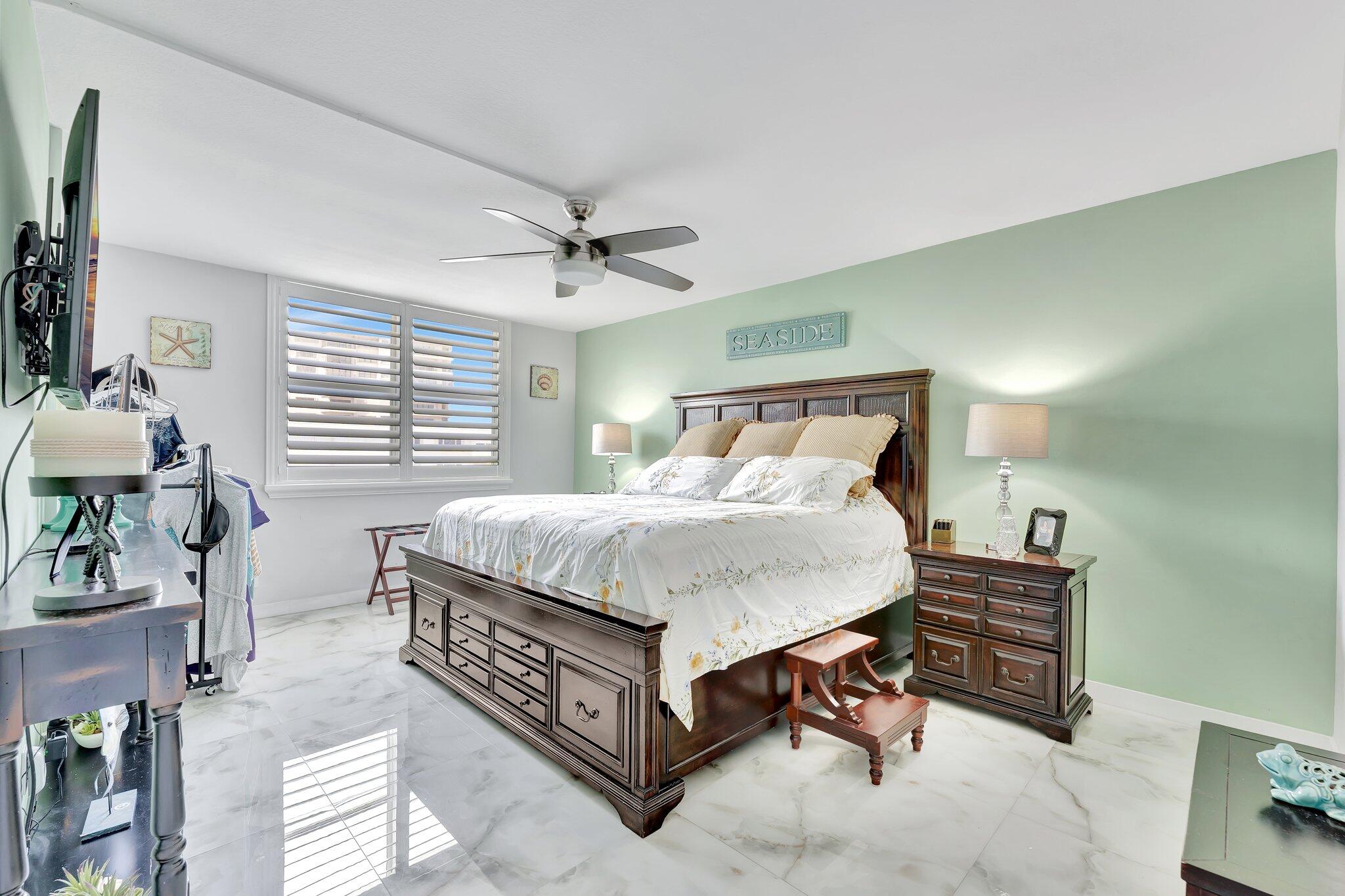 1900 S Ocean Boulevard 8g Property Photo 21