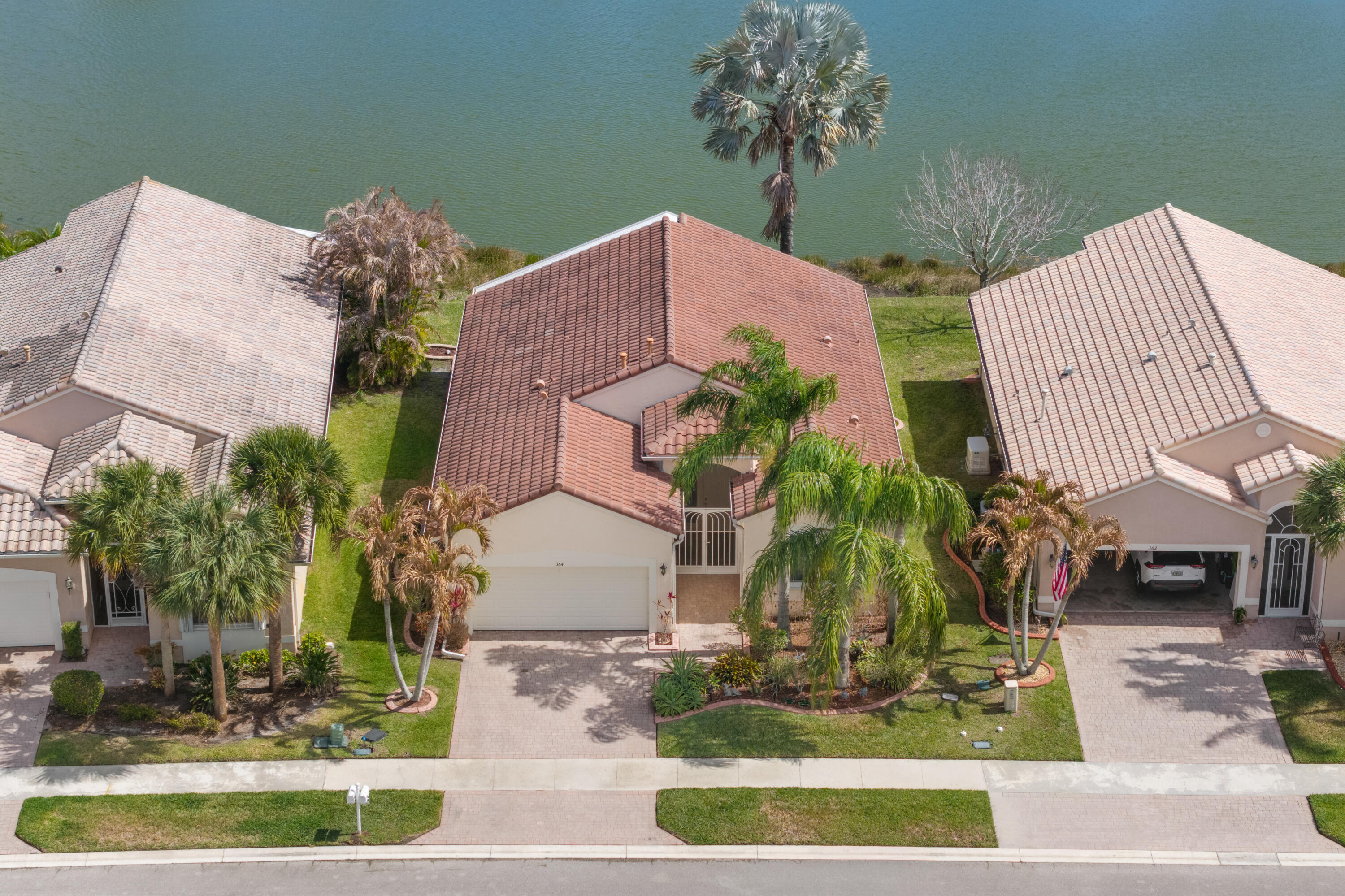 364 NW Sunview Way Property Photo 1