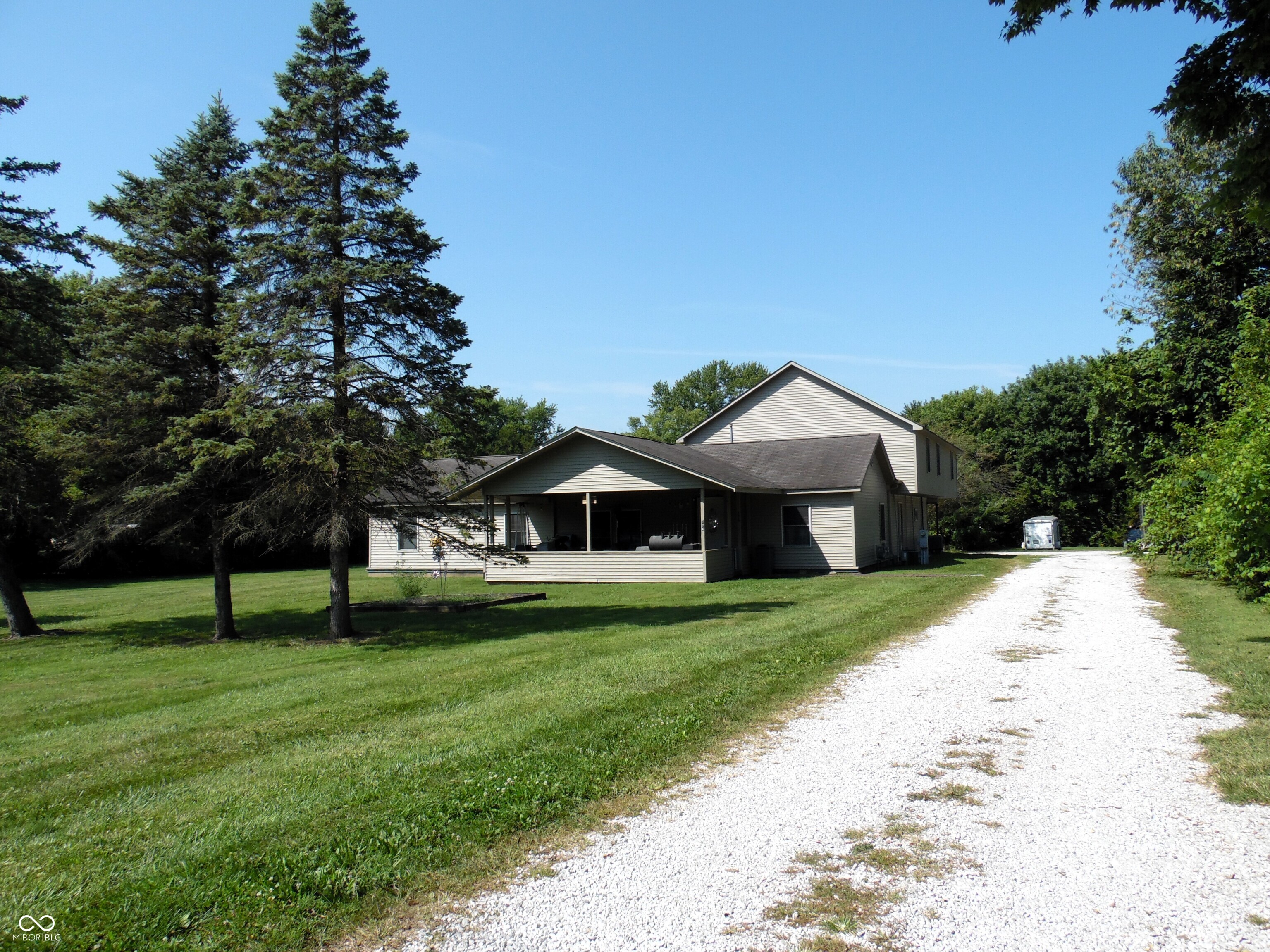 774 S Morgantown Road Property Photo 1