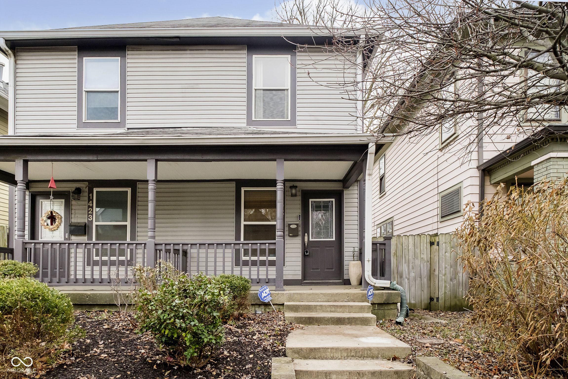 1421 E New York Street Property Photo 1