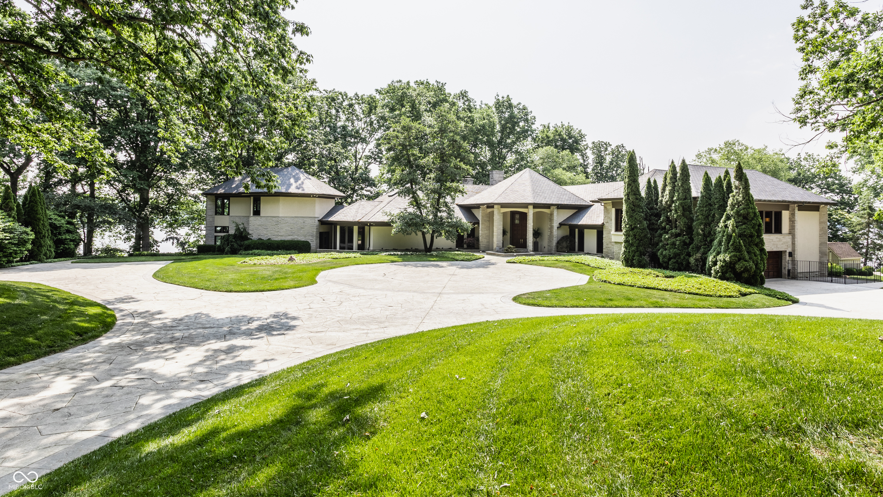 5101 Green Braes E Drive Property Photo 1
