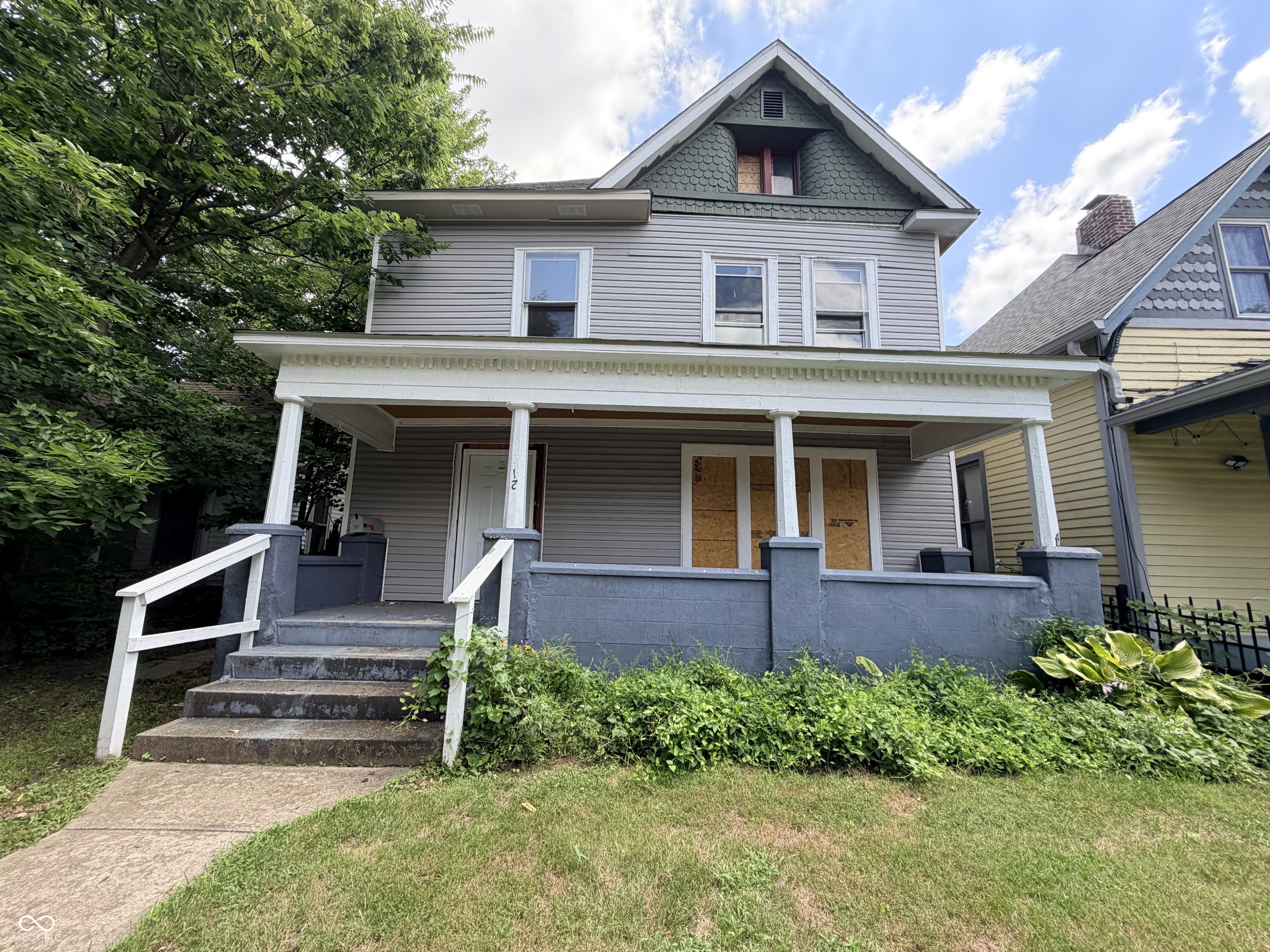 123 S Butler Avenue Property Photo 1