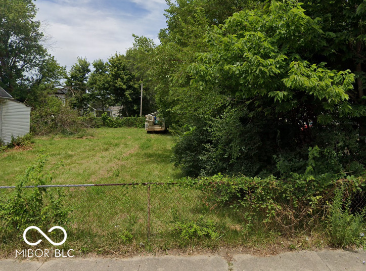 972 W 25th Street Property Photo 1