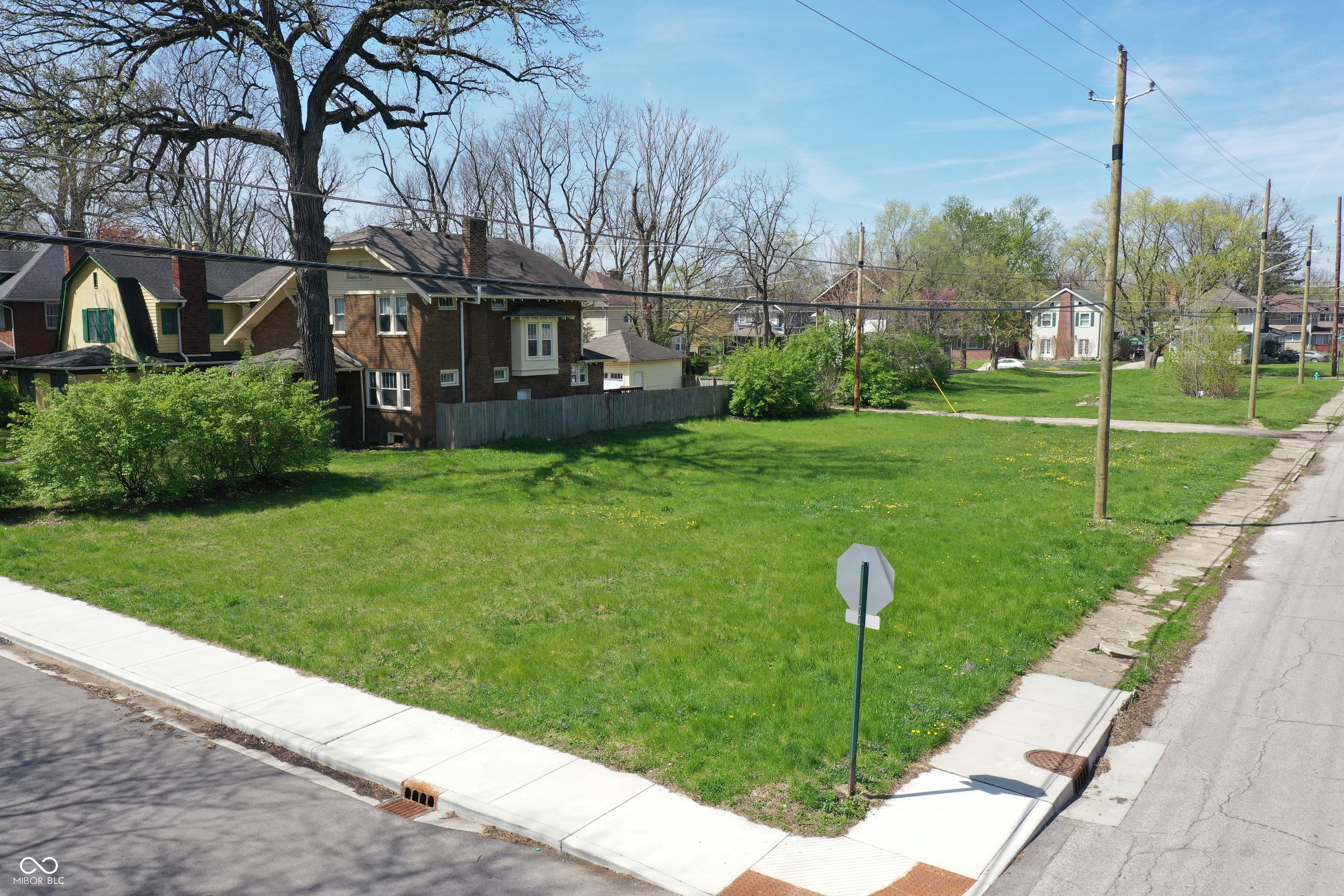 807 E 34th Street Property Photo 1