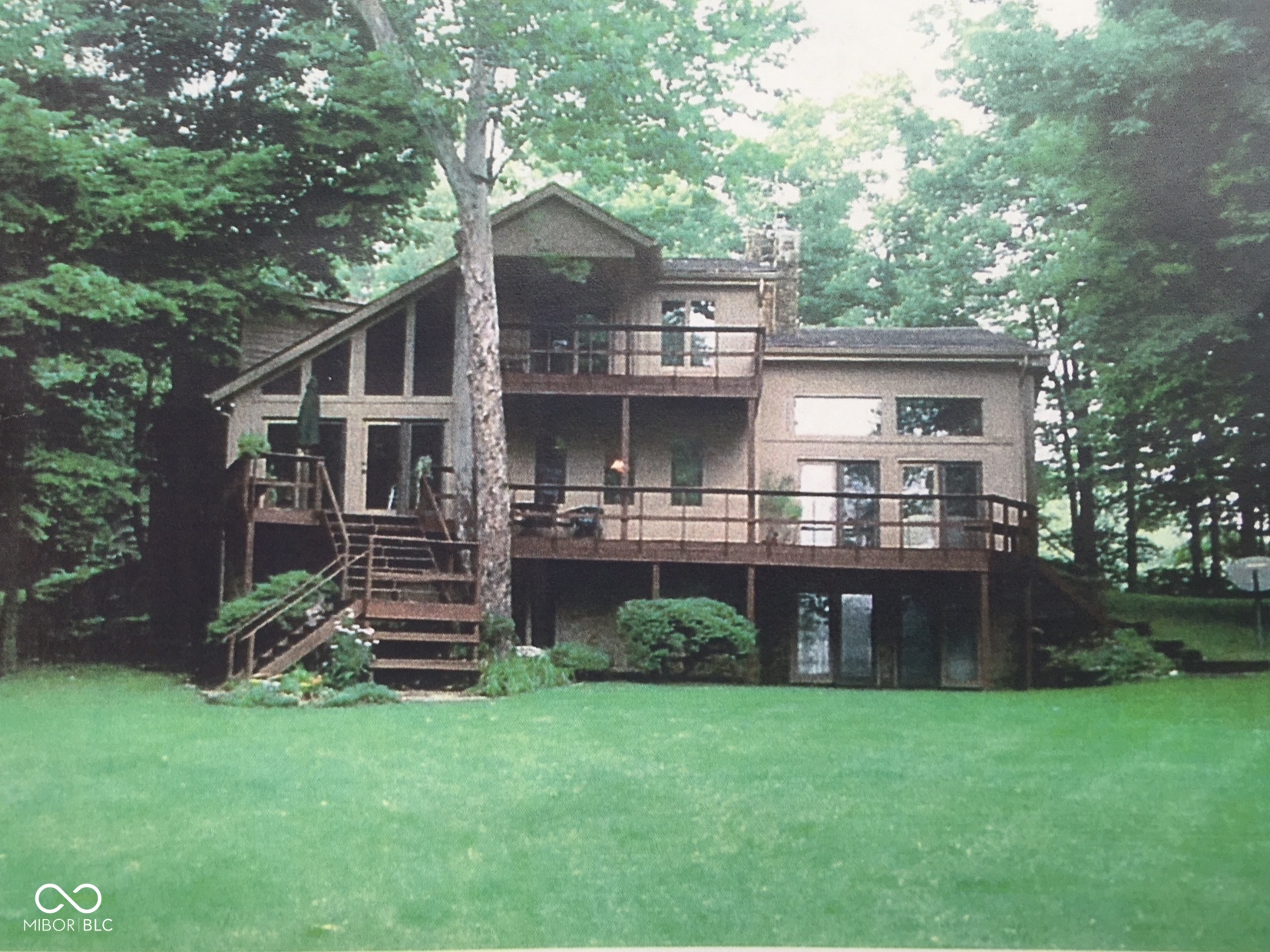 22035172 Property Photo 3