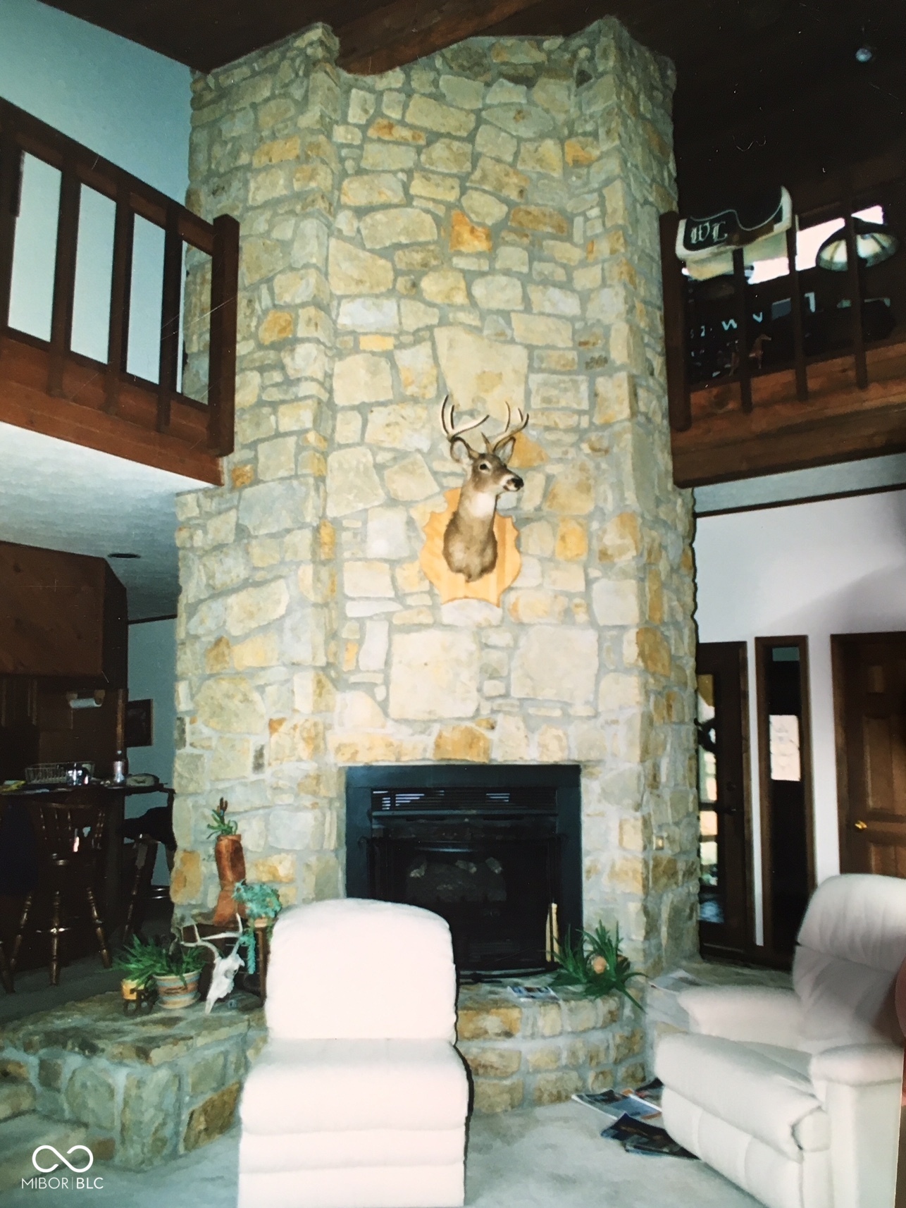 22035172 Property Photo 11