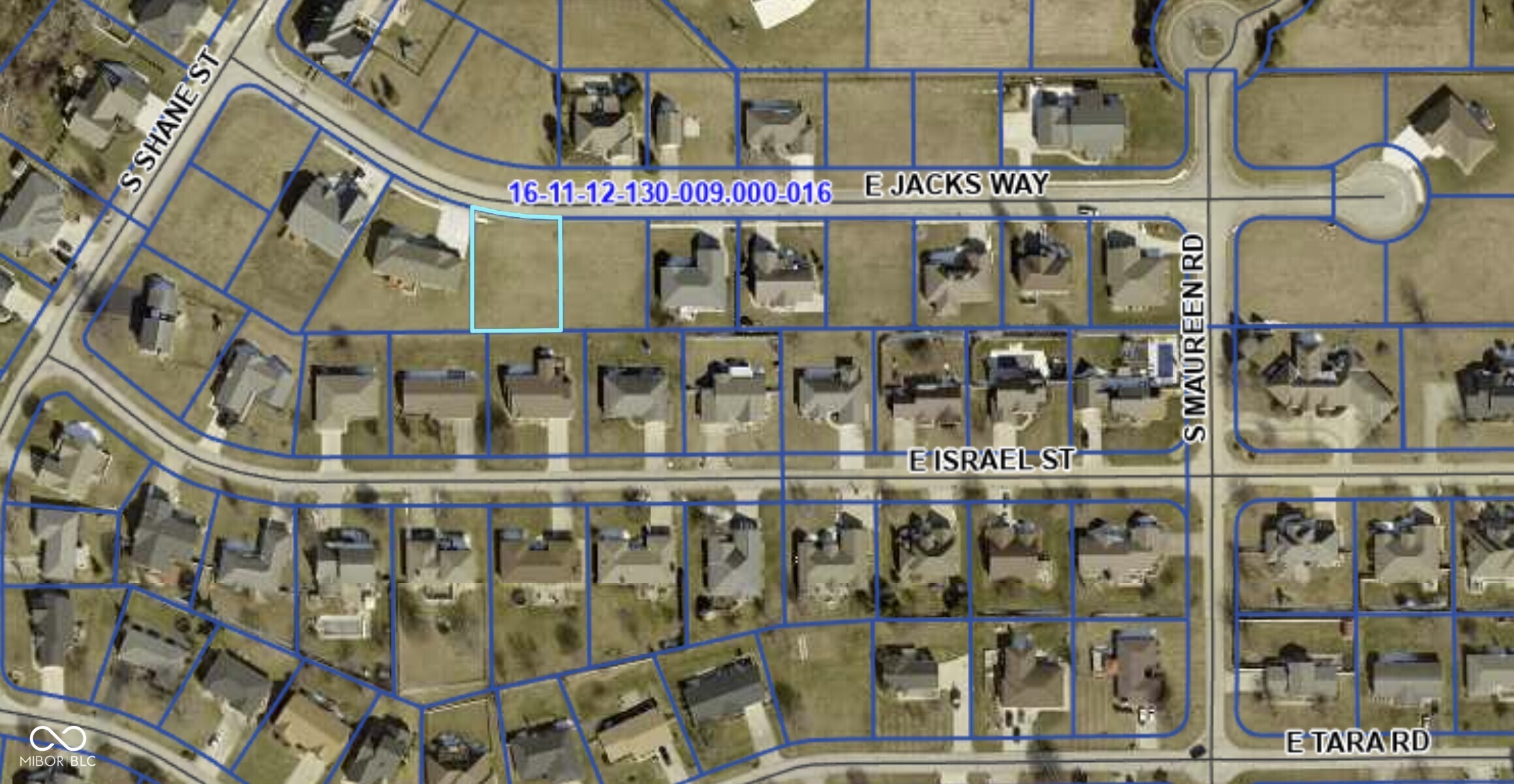 1033 E Jack's Way Property Photo 1