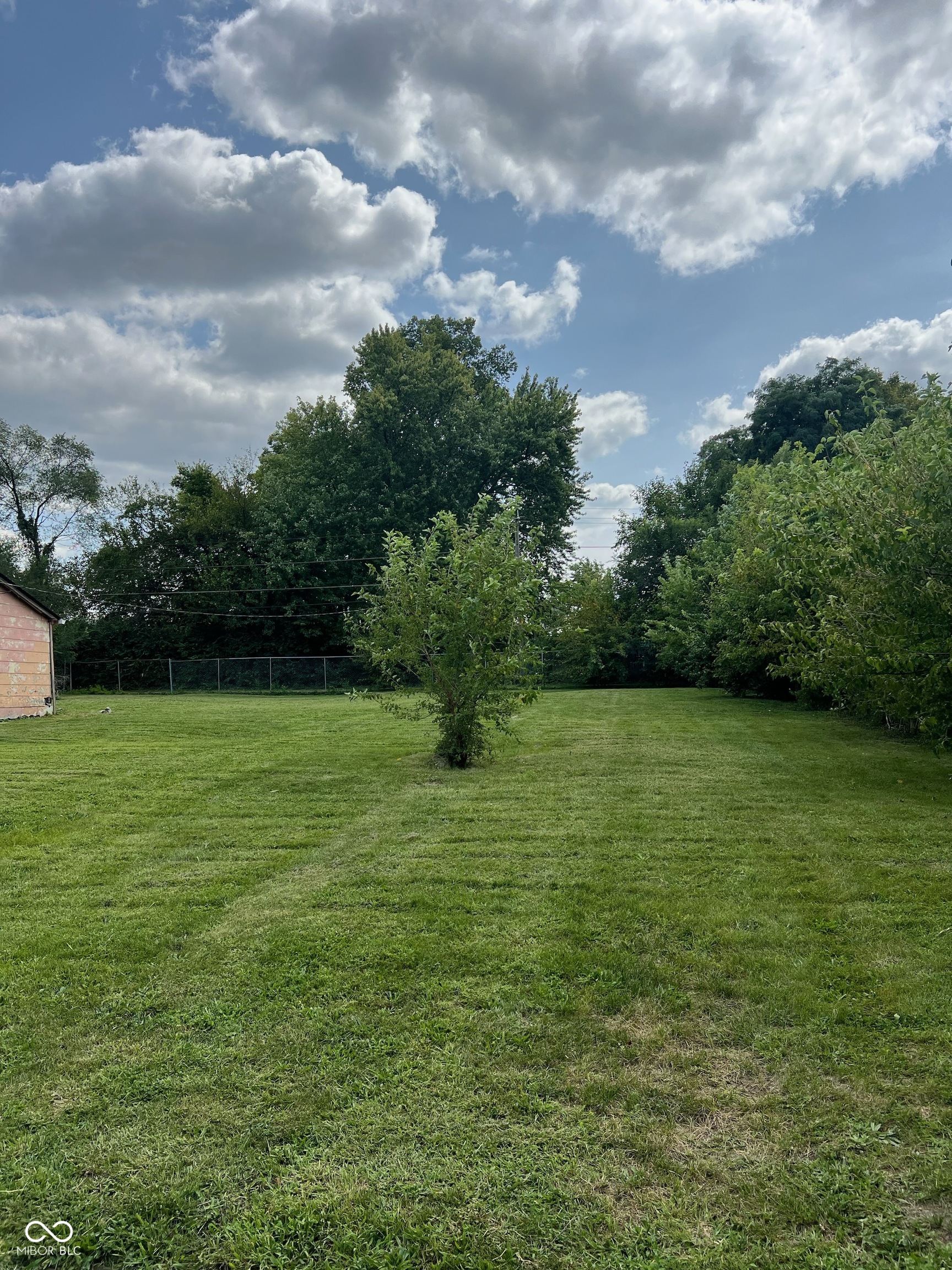 937 Edgemont Avenue Property Photo 1