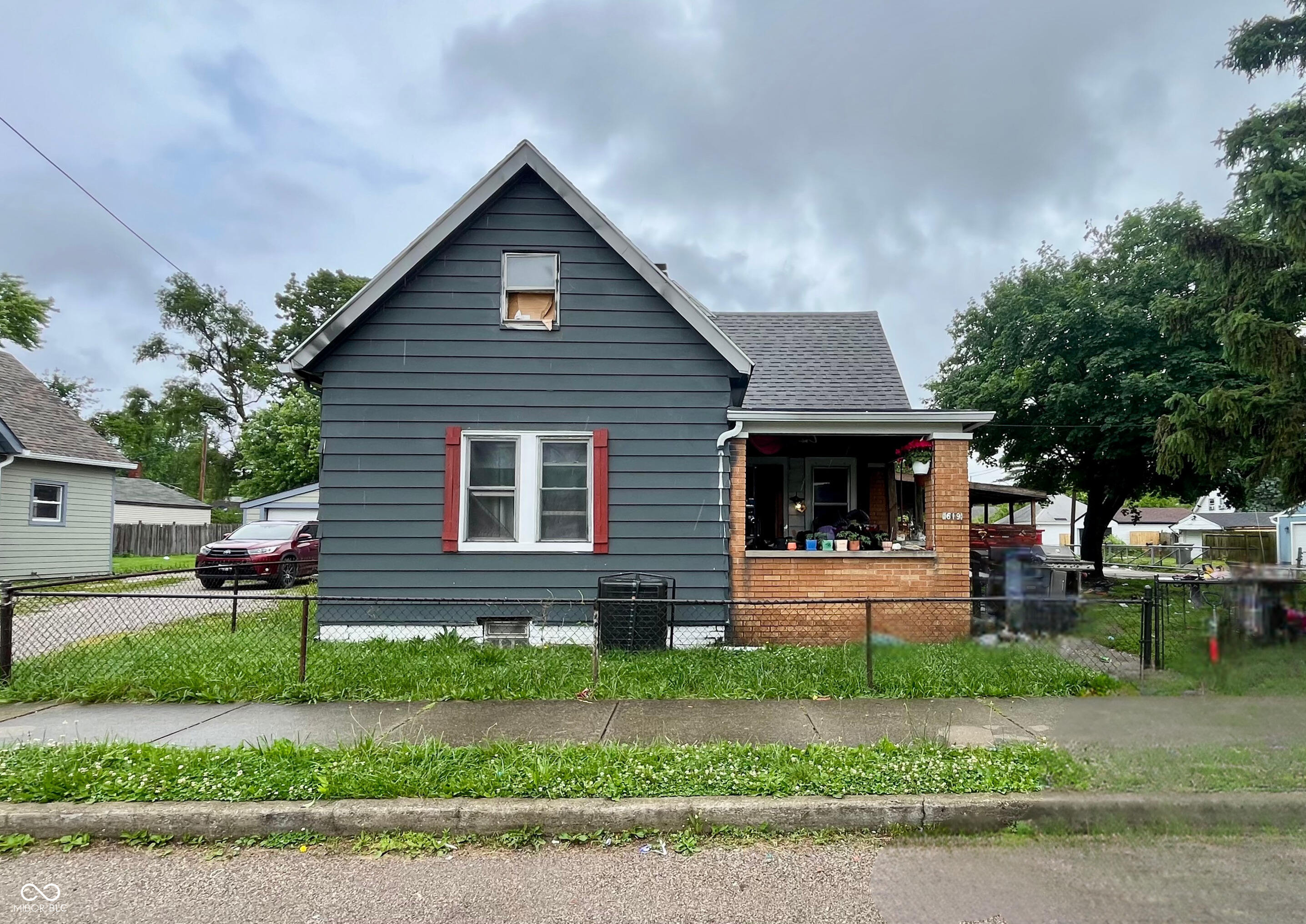 619 St Paul Street Property Photo 1