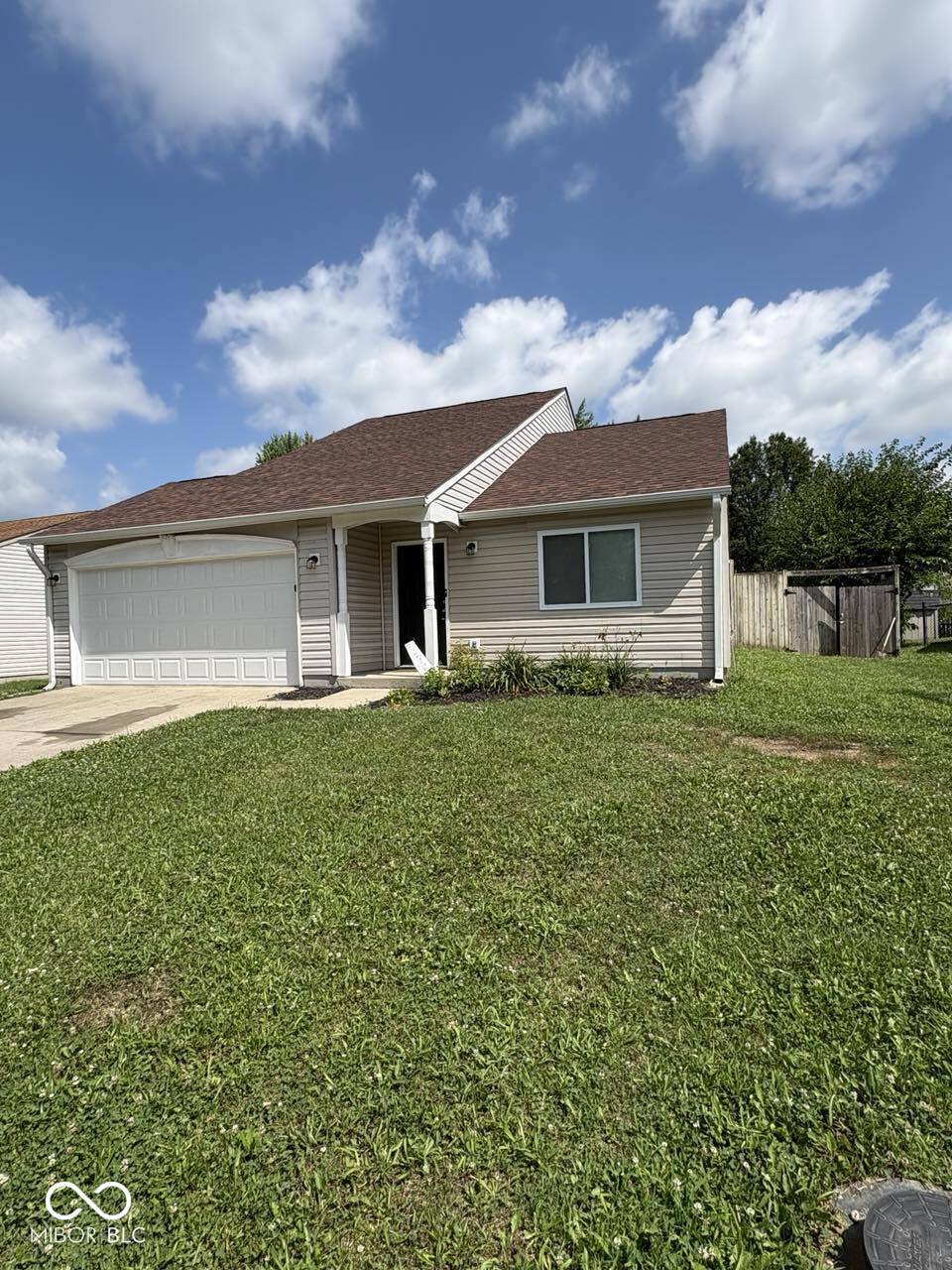 144 Meadow Glen Drive Property Photo 1