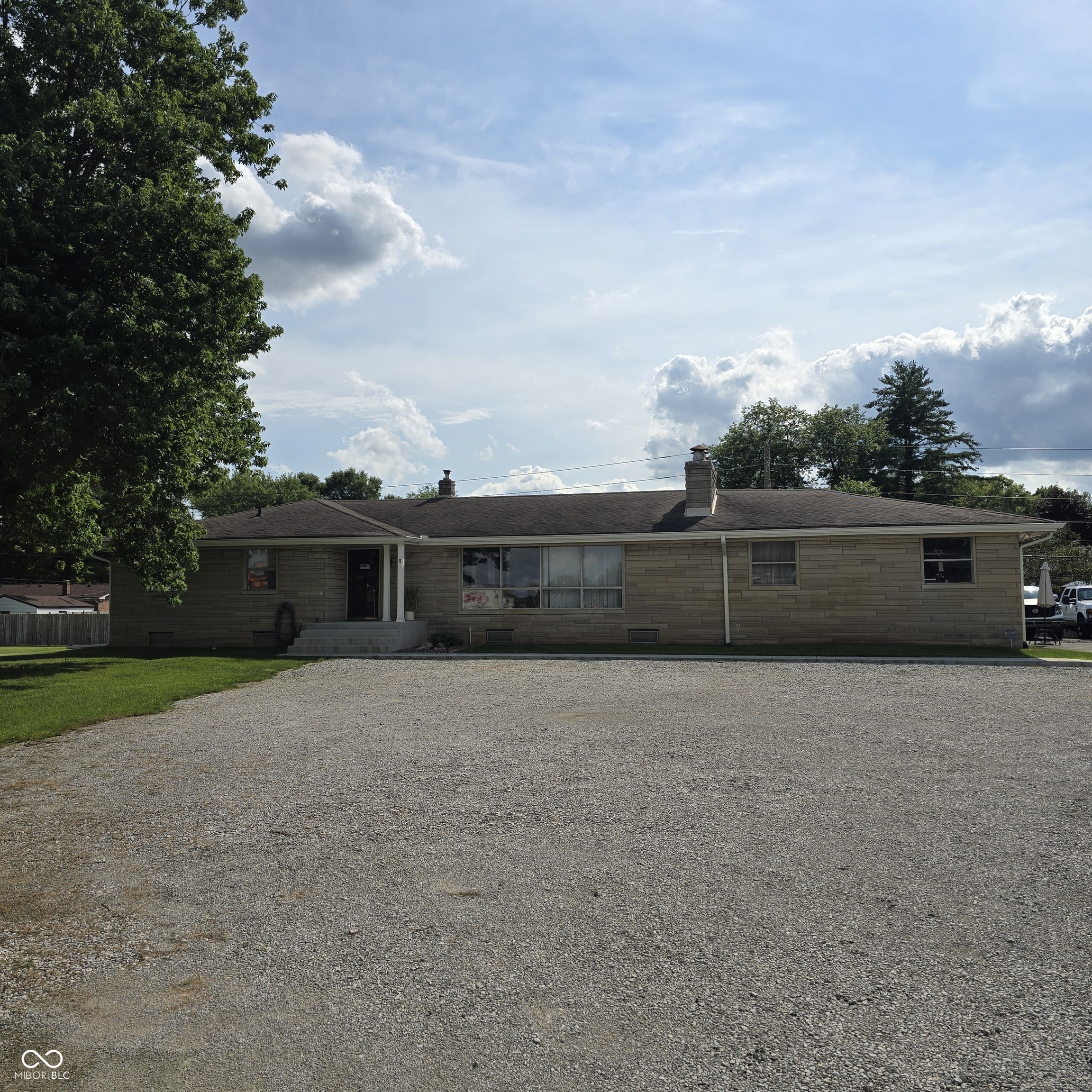 7620 Us 31s Property Photo 1