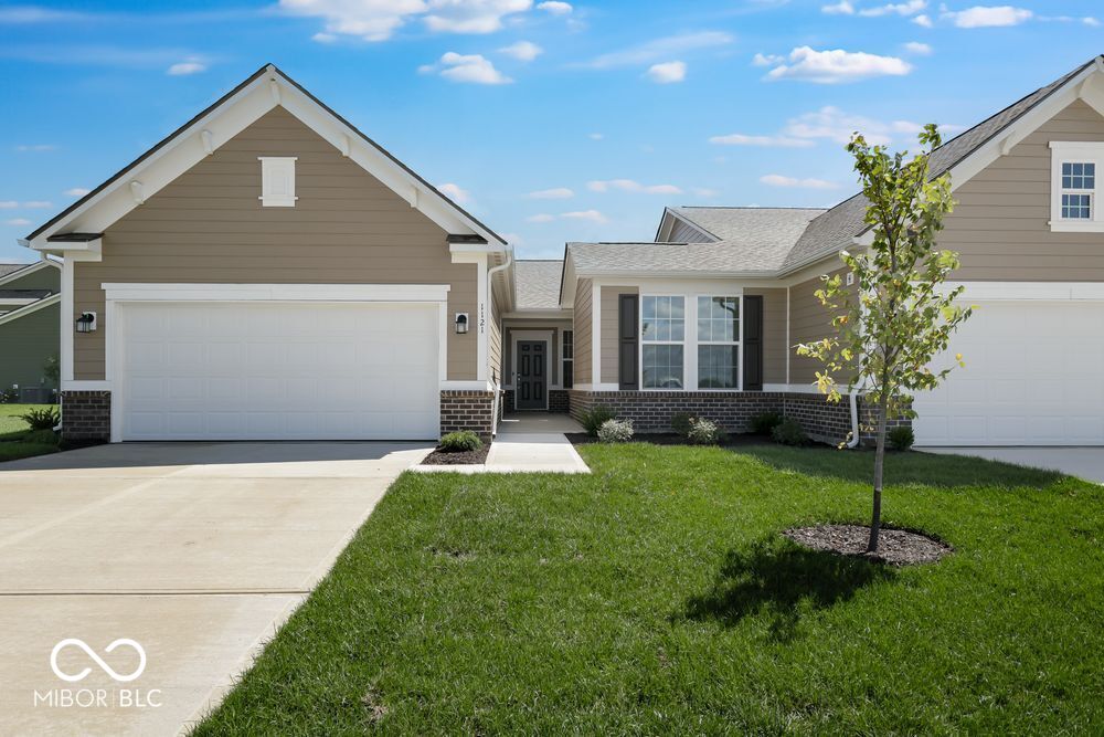 1121 Authentic Lane Property Photo 1