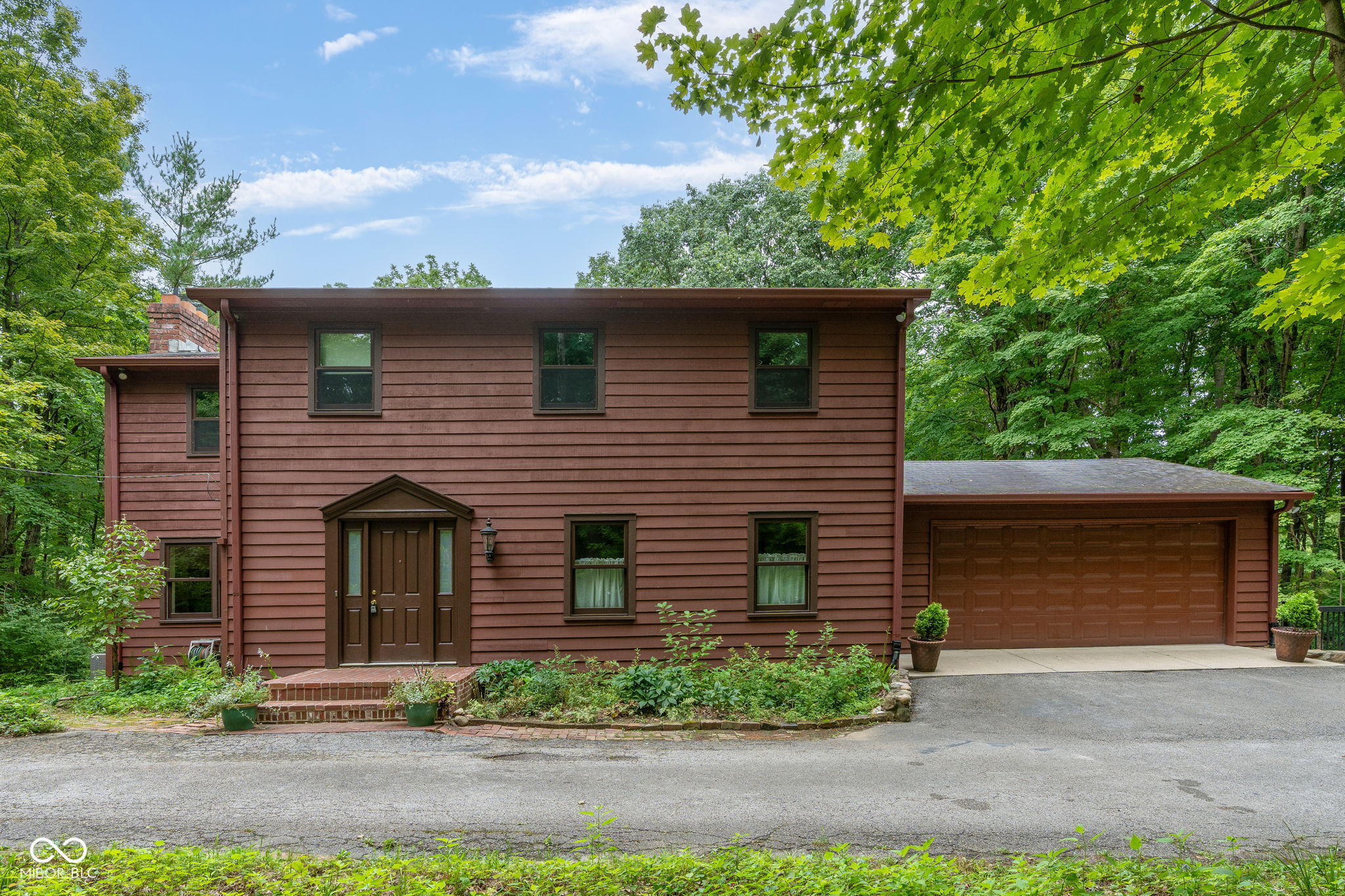 6631 Lee Road Property Photo 1