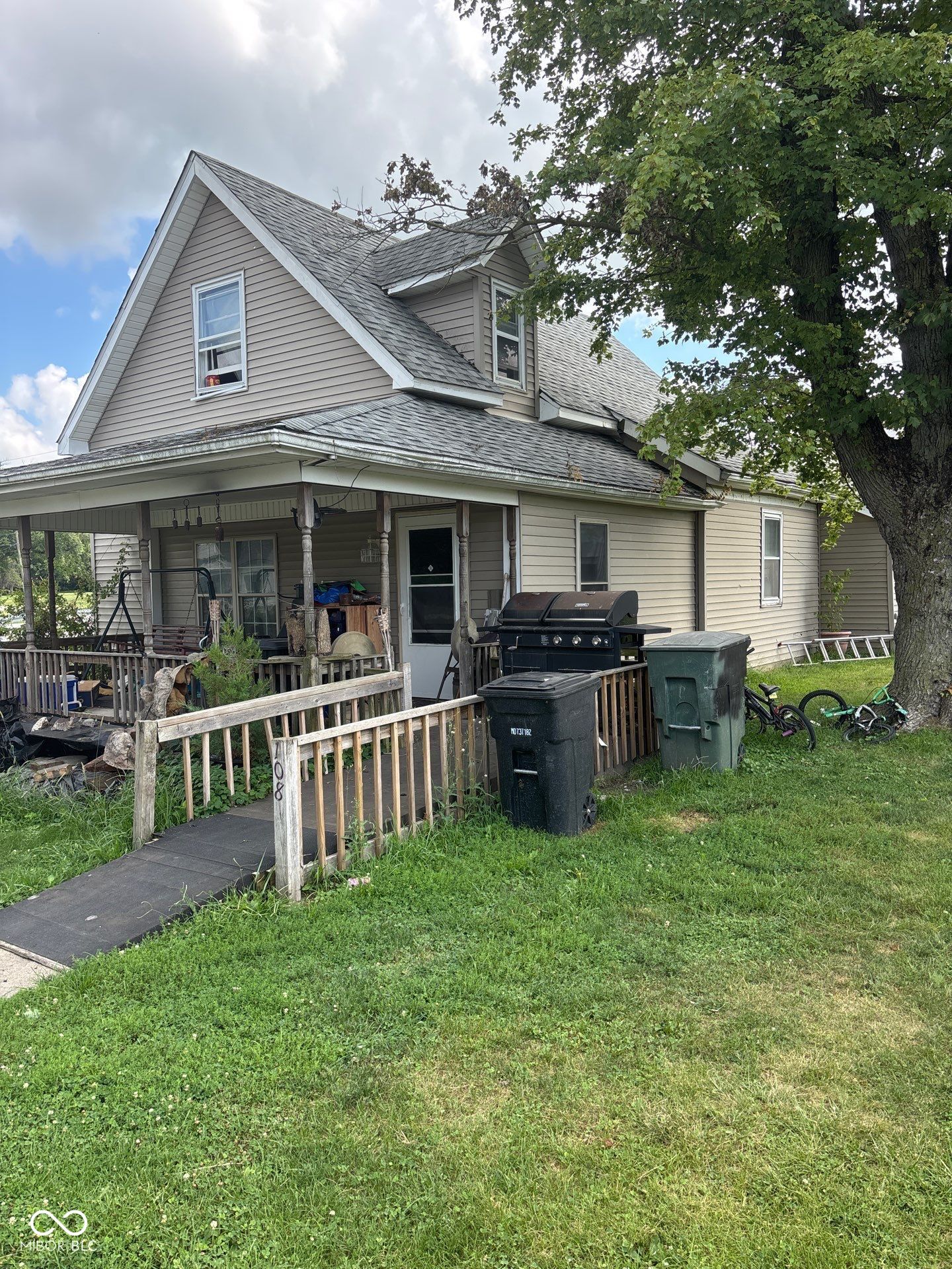 108 E High Street Property Photo 1