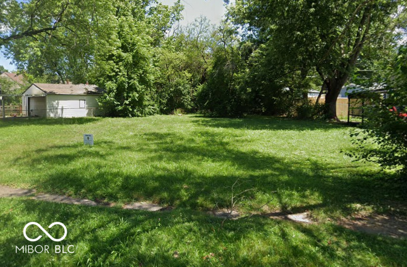 2437 N Webster Avenue Property Photo 1