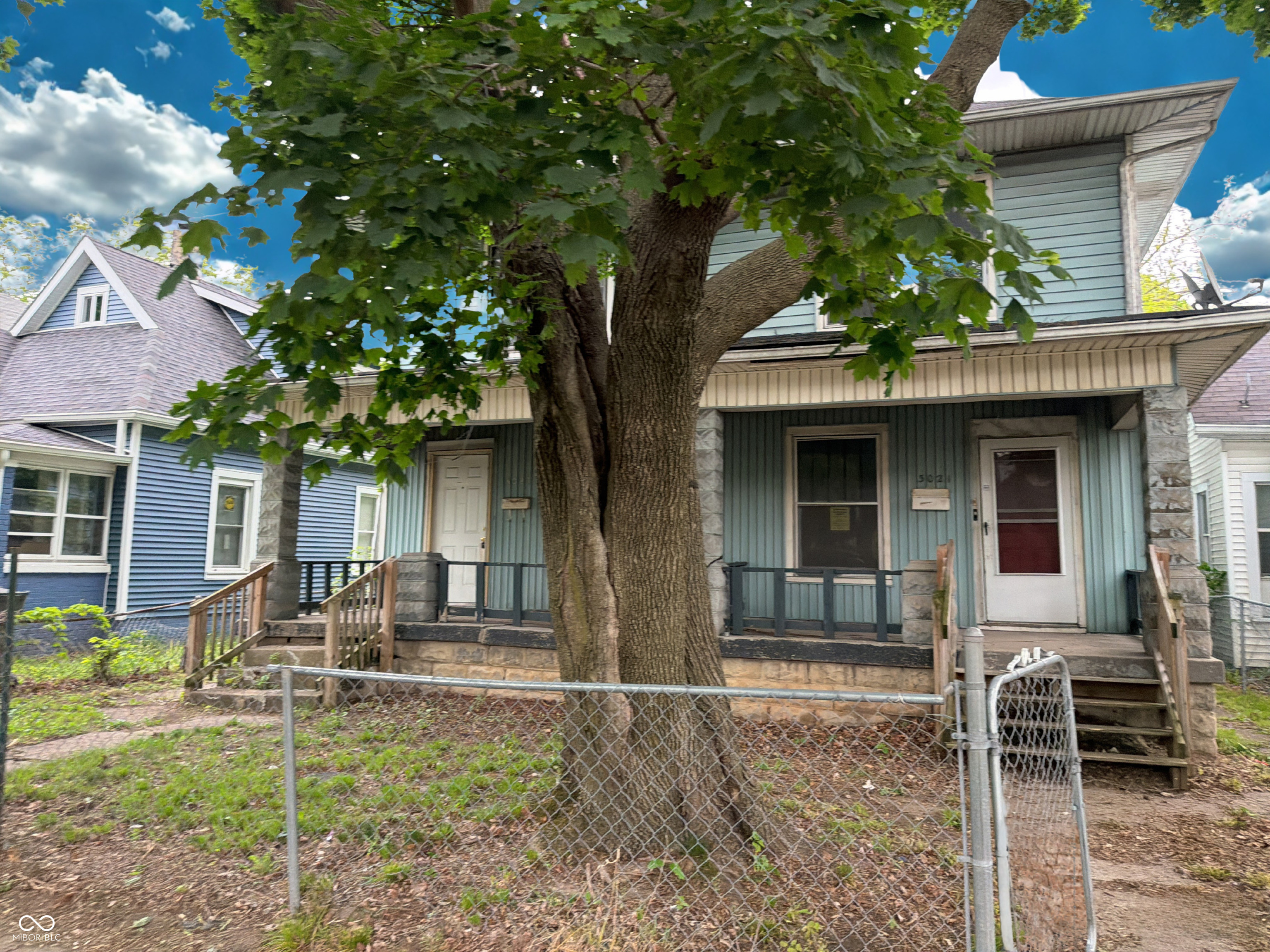 3021 Boulevard Place Property Photo 1