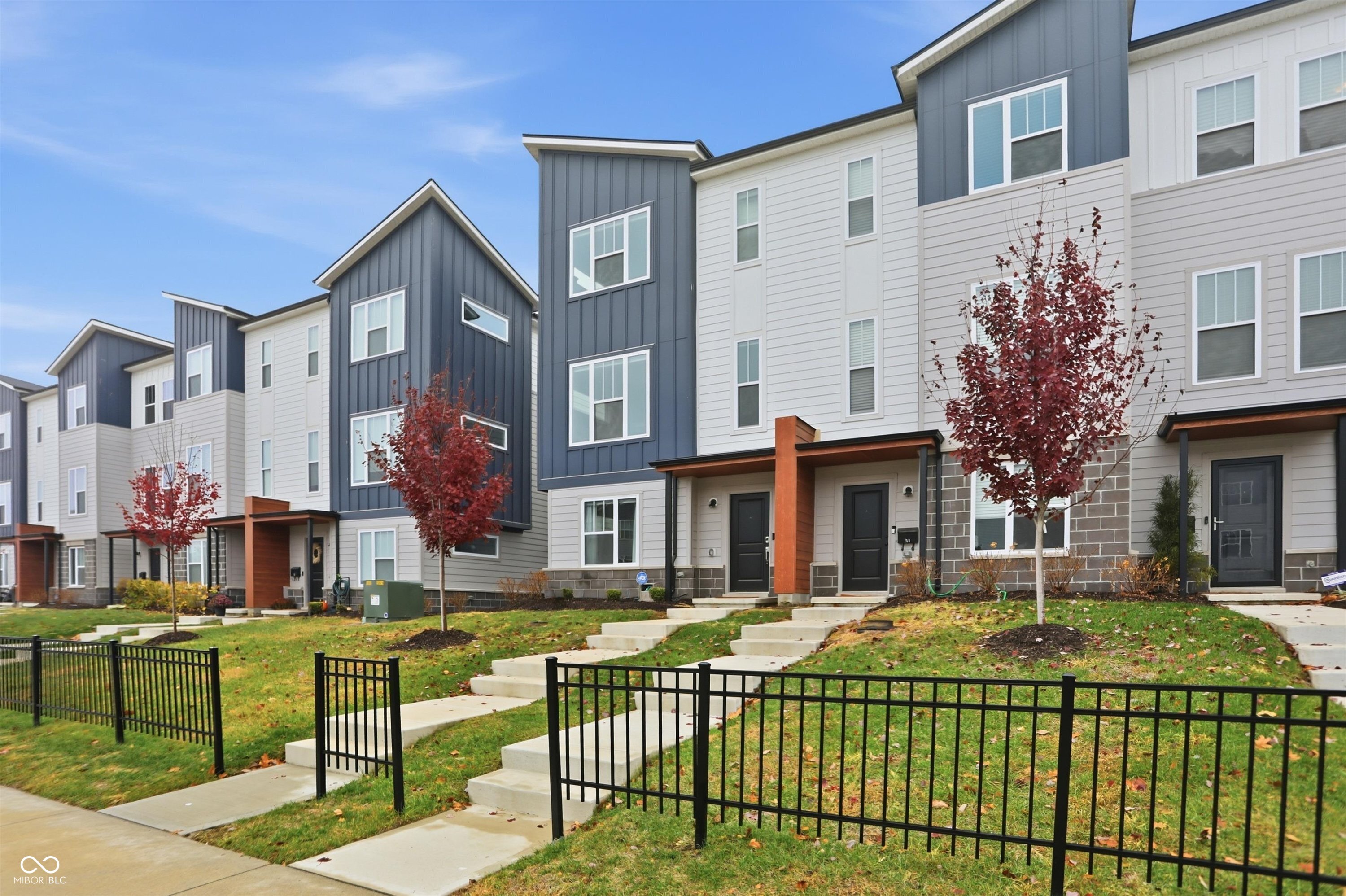 312 Steeples Boulevard Property Photo 1