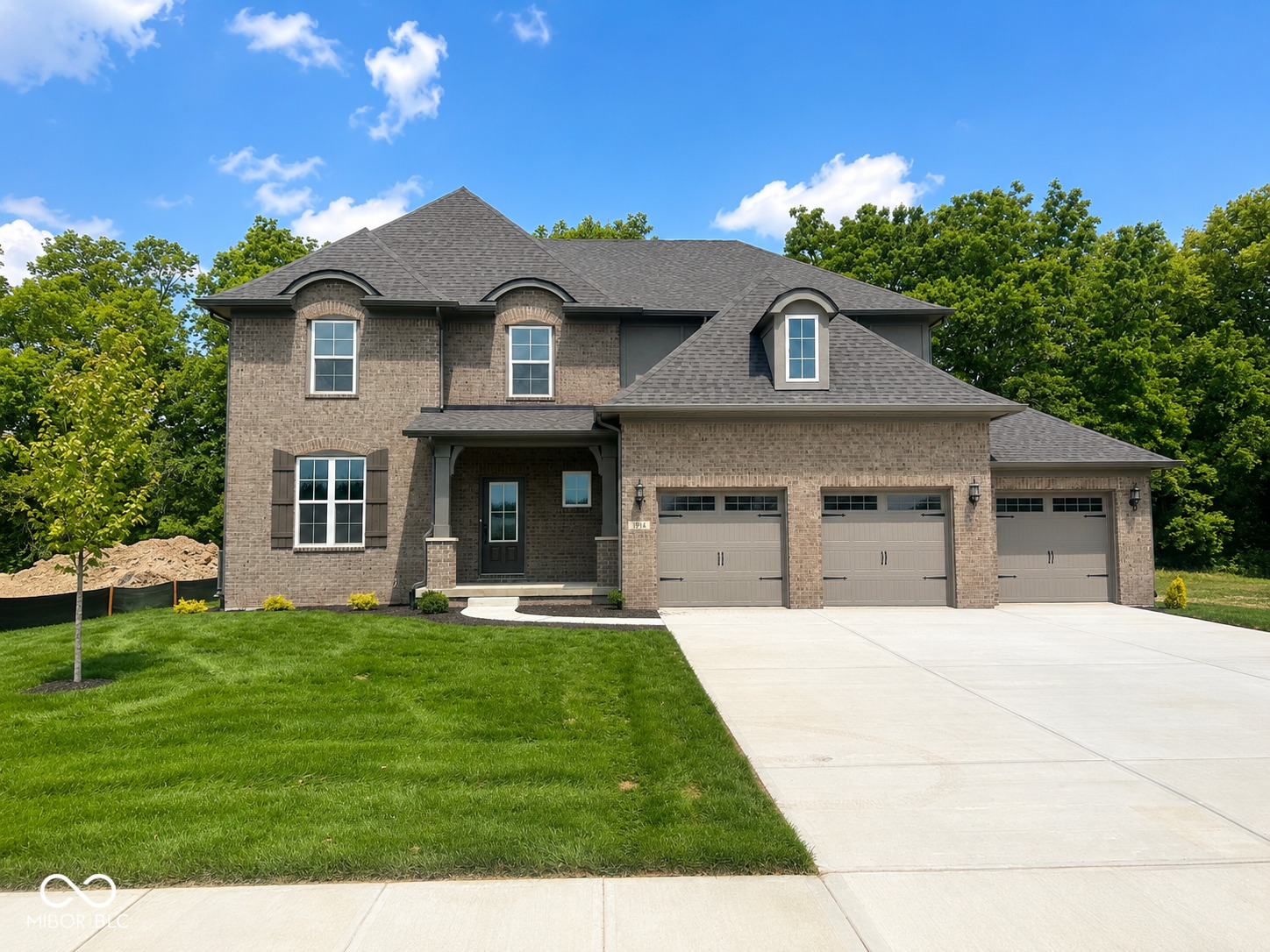 1914 Delp Court