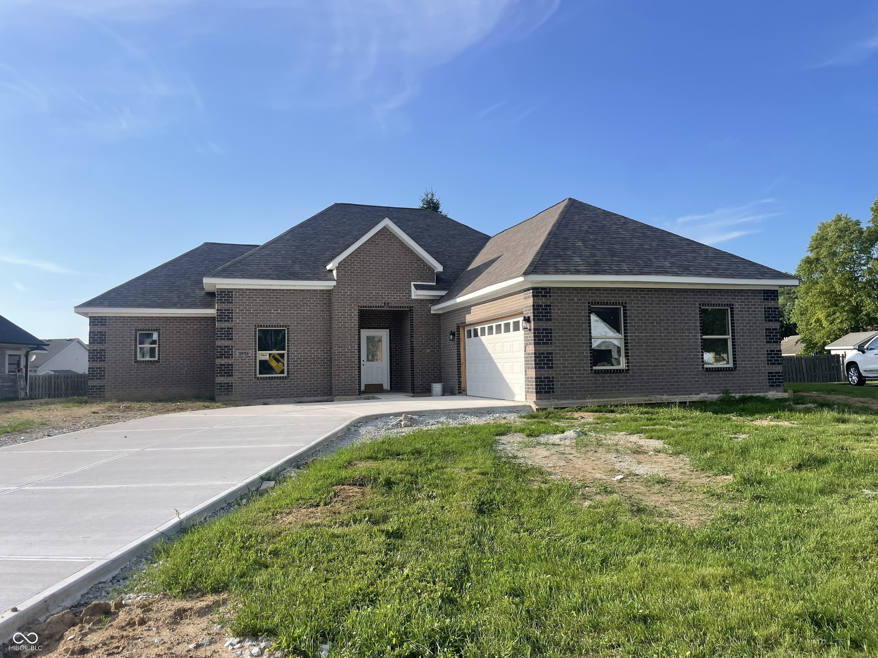 2534 Chrystal Woods Drive Property Photo 1