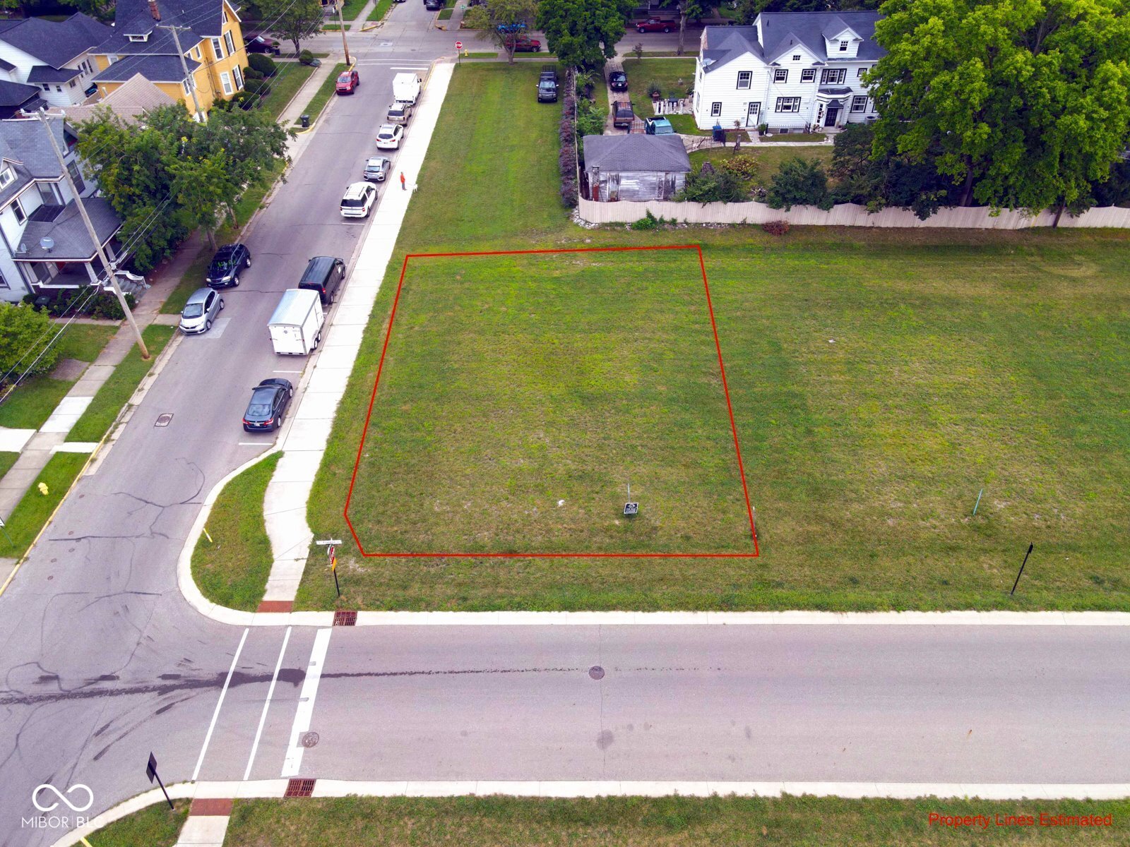 178 W Franklin Street Property Photo 1