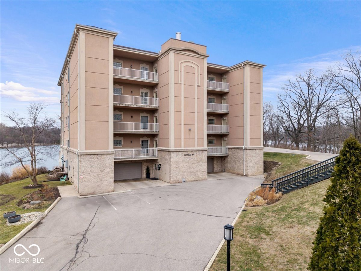 6650 Page Boulevard 101 Property Photo 1